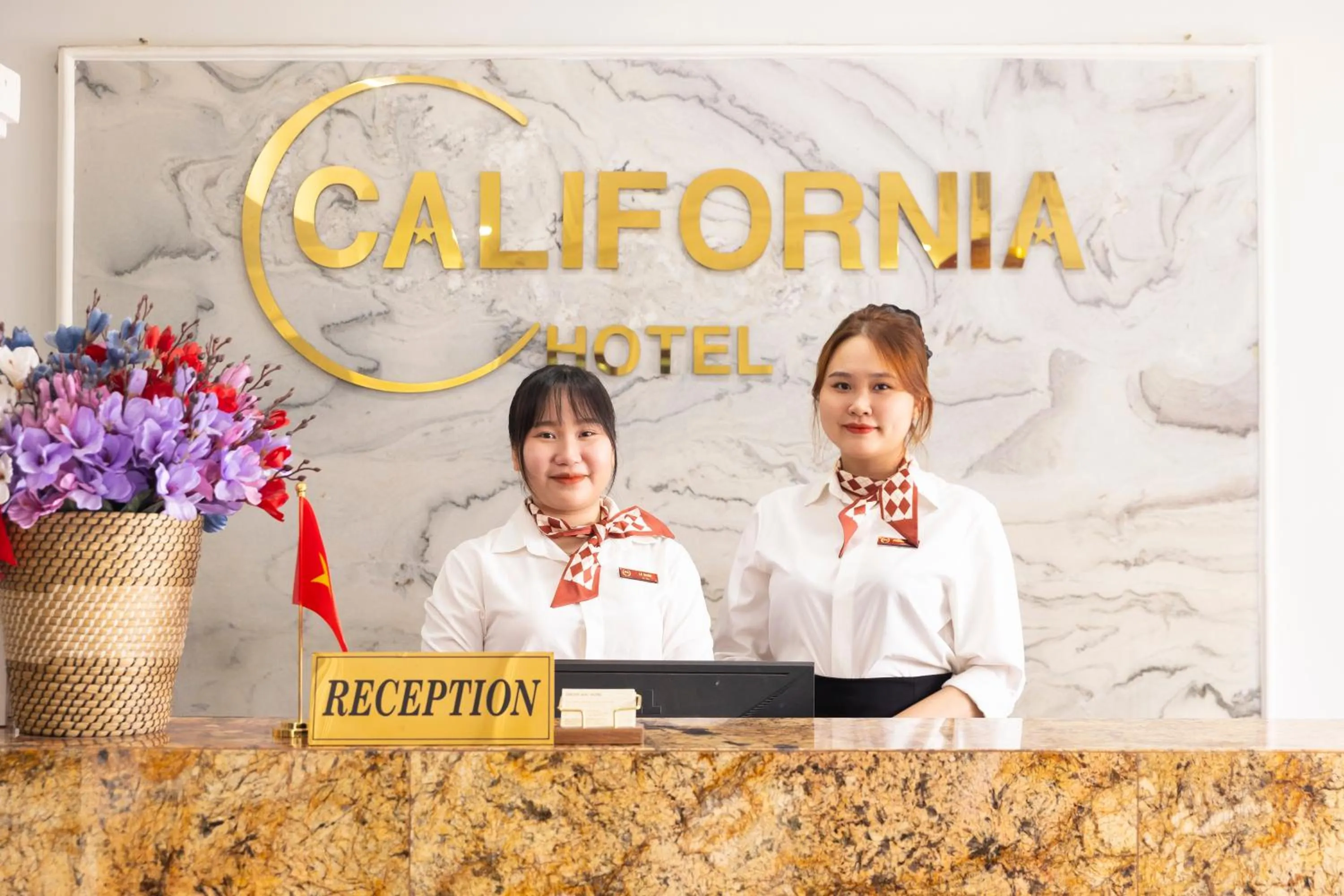 California Saigon Hotel