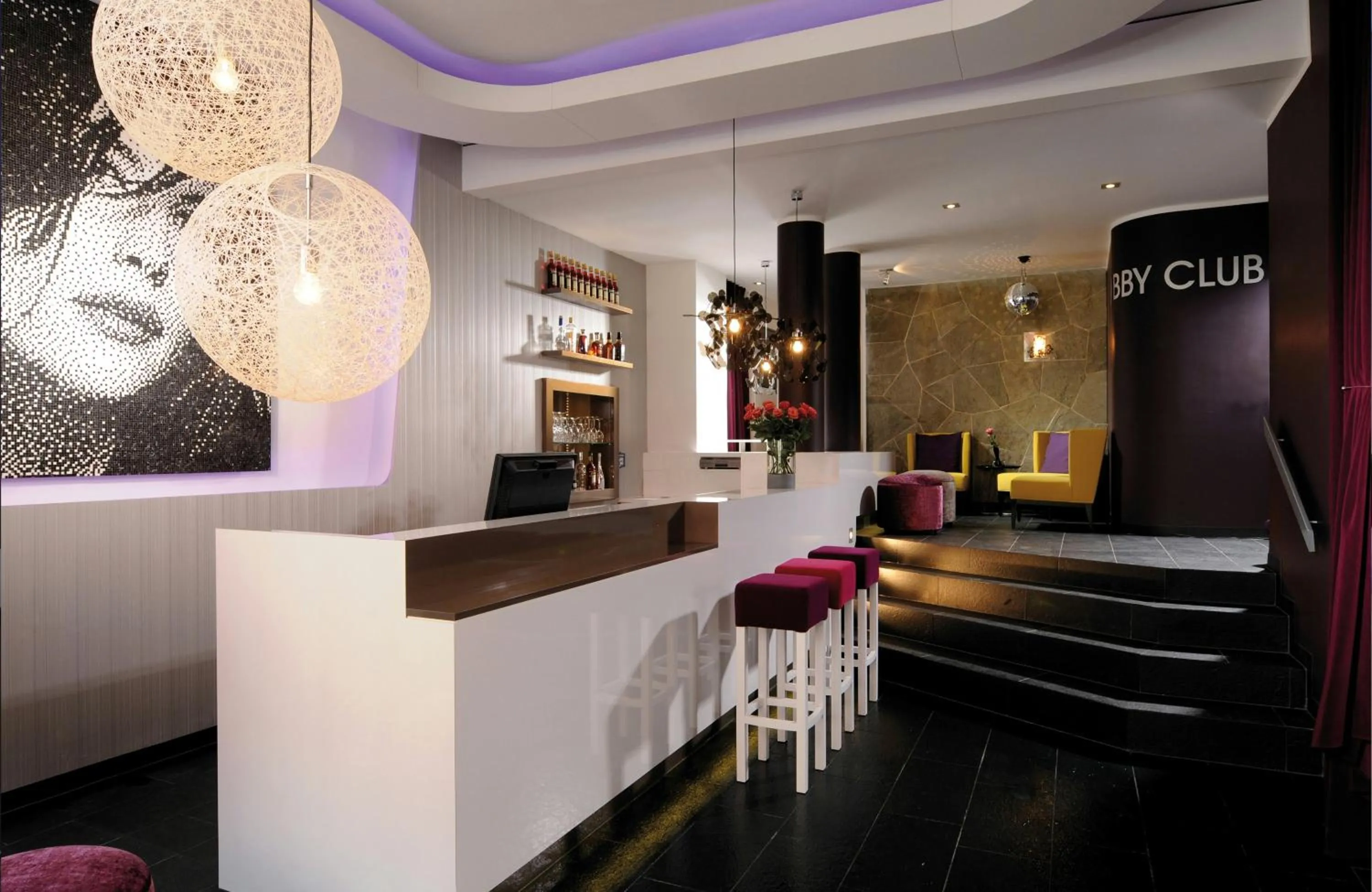 Lounge or bar in Leonardo Boutique Hotel Munich