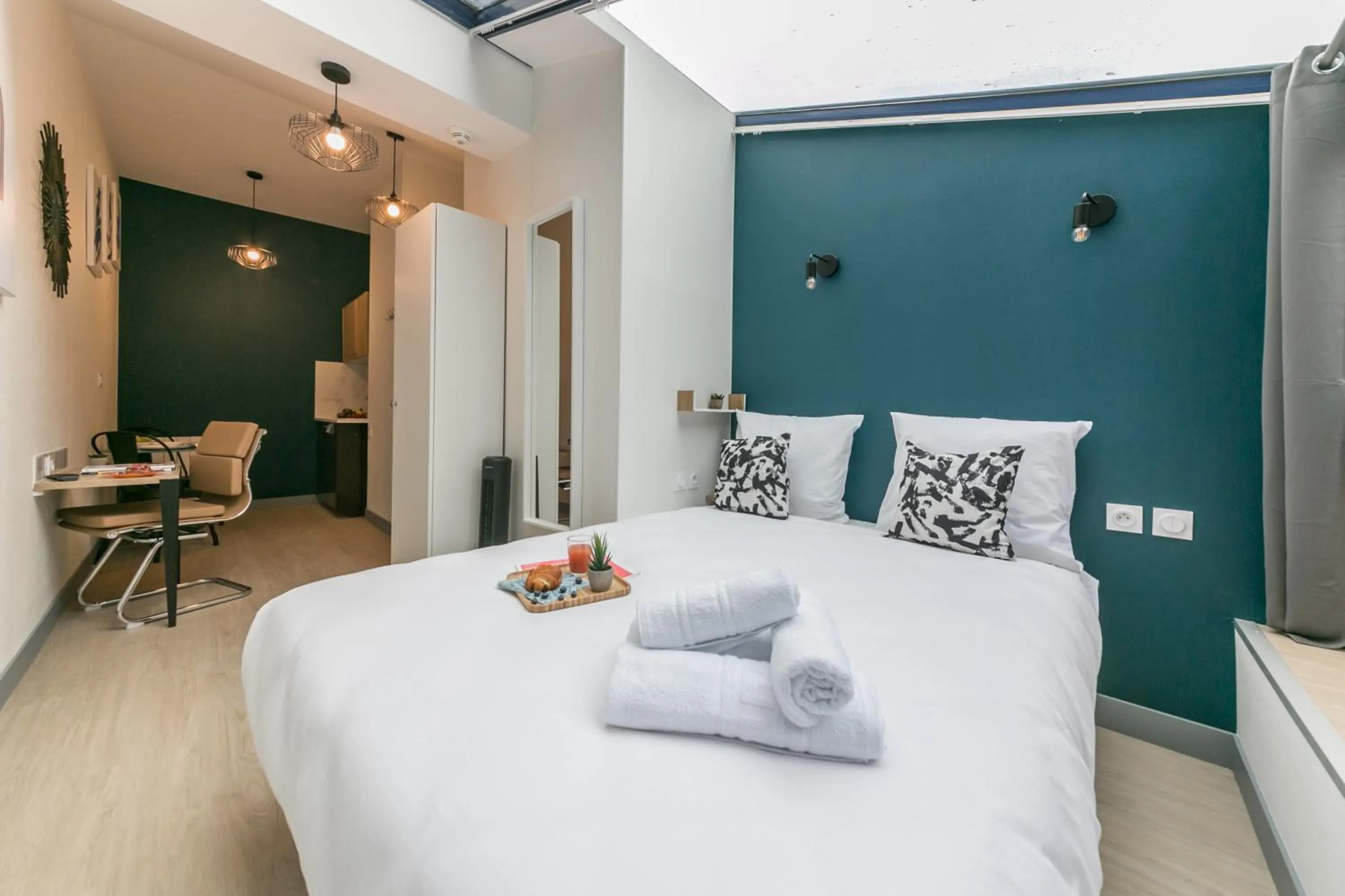 Bedroom, Bed in WS Tour Eiffel - Nicolo