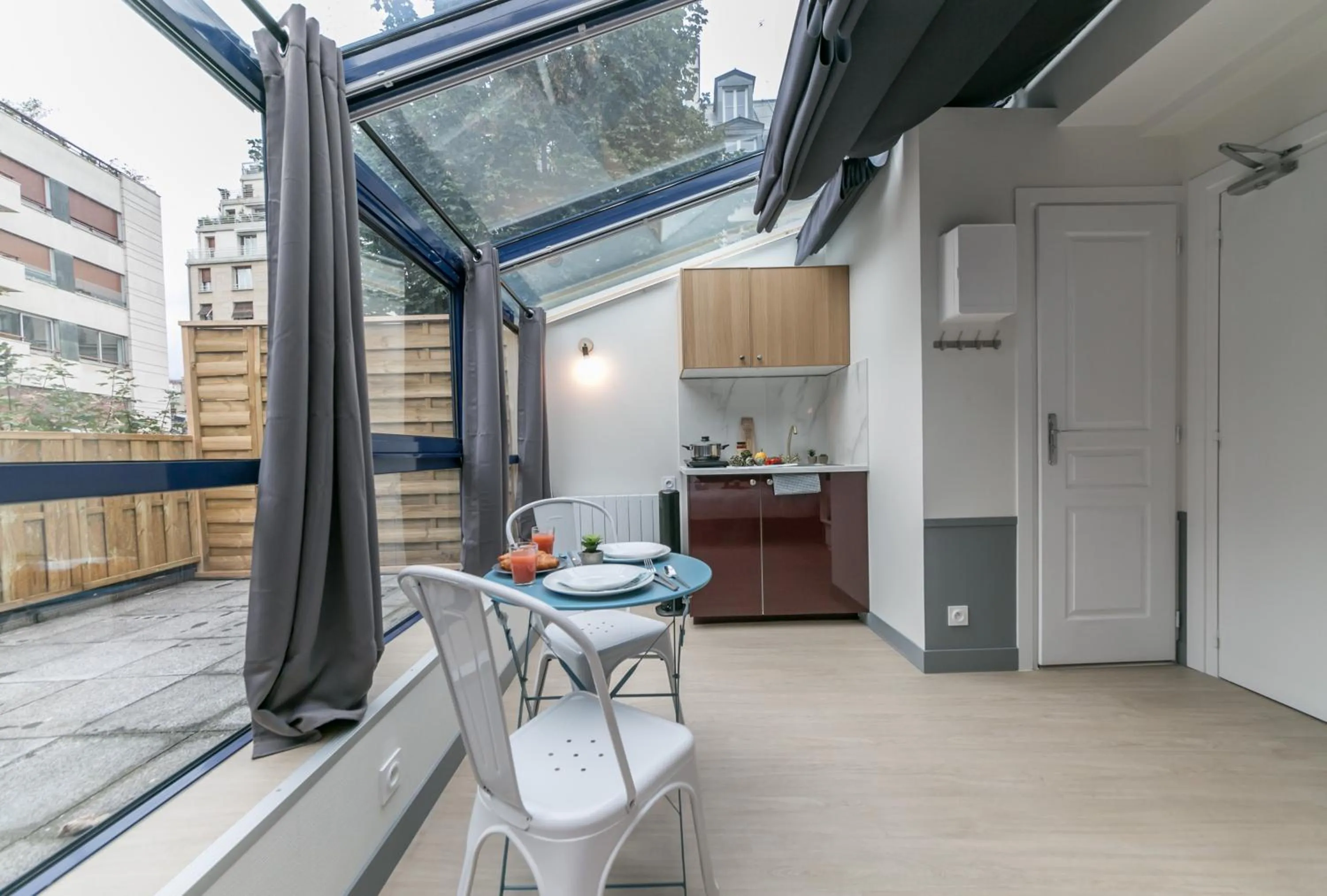 Dining area in WS Tour Eiffel - Nicolo