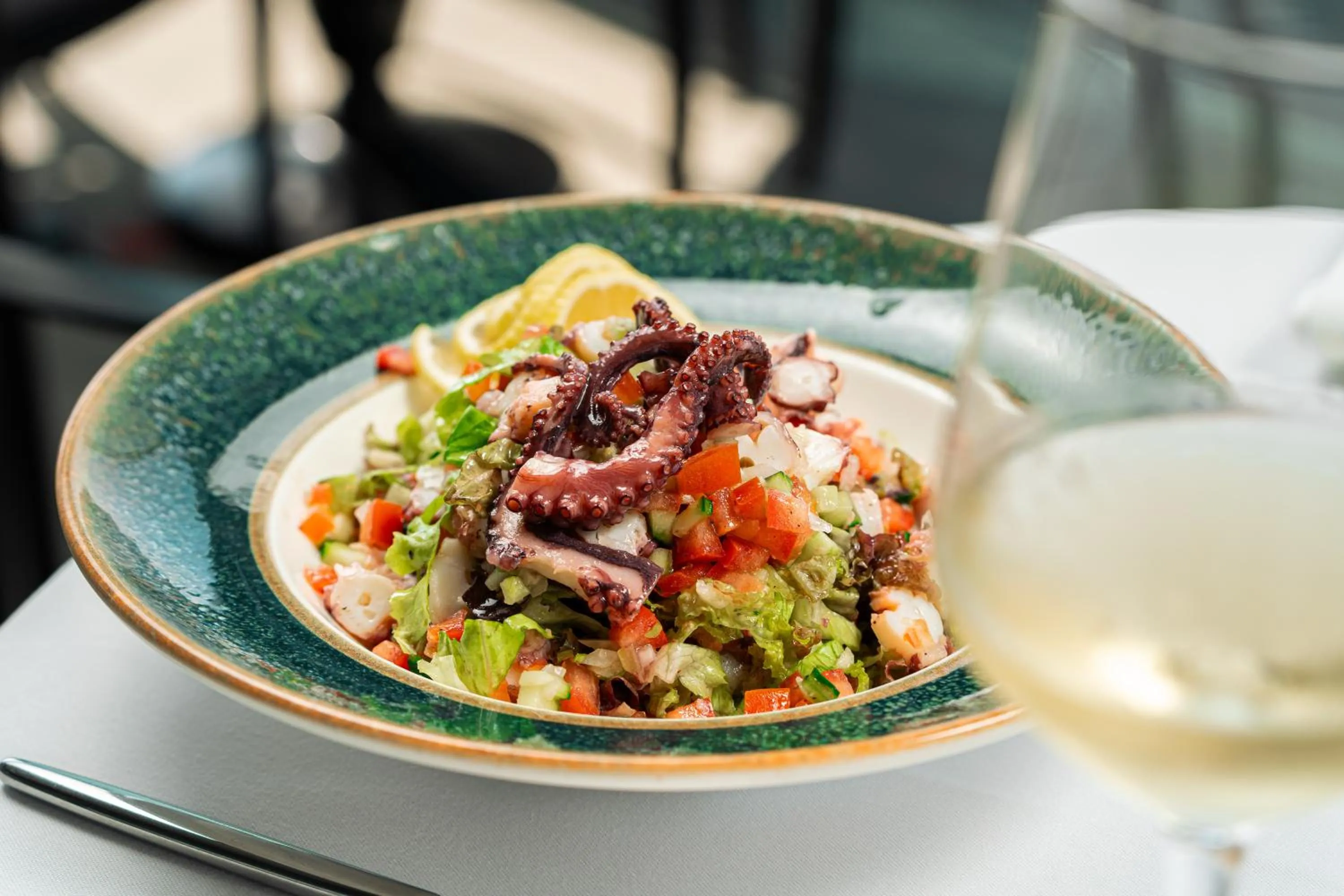 Restaurant/places to eat in Vivid Blue Serenity Resort