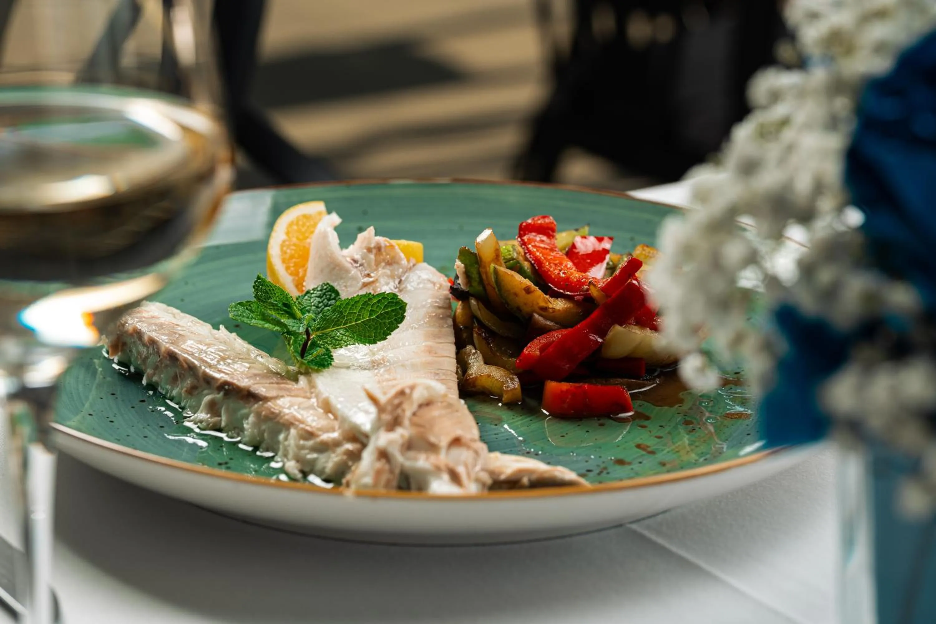 Restaurant/places to eat in Vivid Blue Serenity Resort