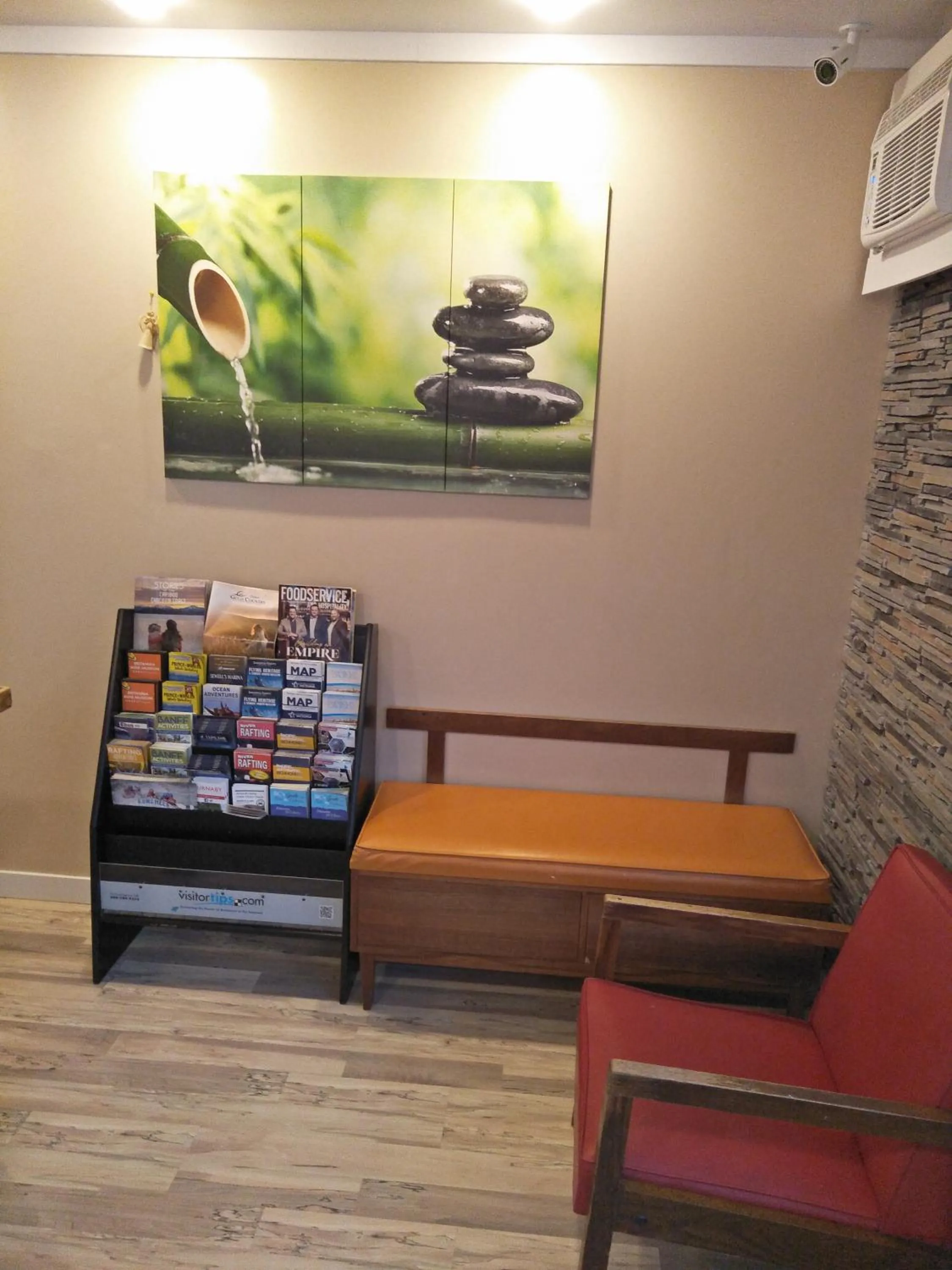 Lobby or reception in Sundowner Motel