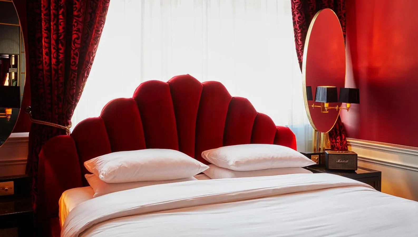 Bed in Provocateur Berlin, part of Sircle Collection