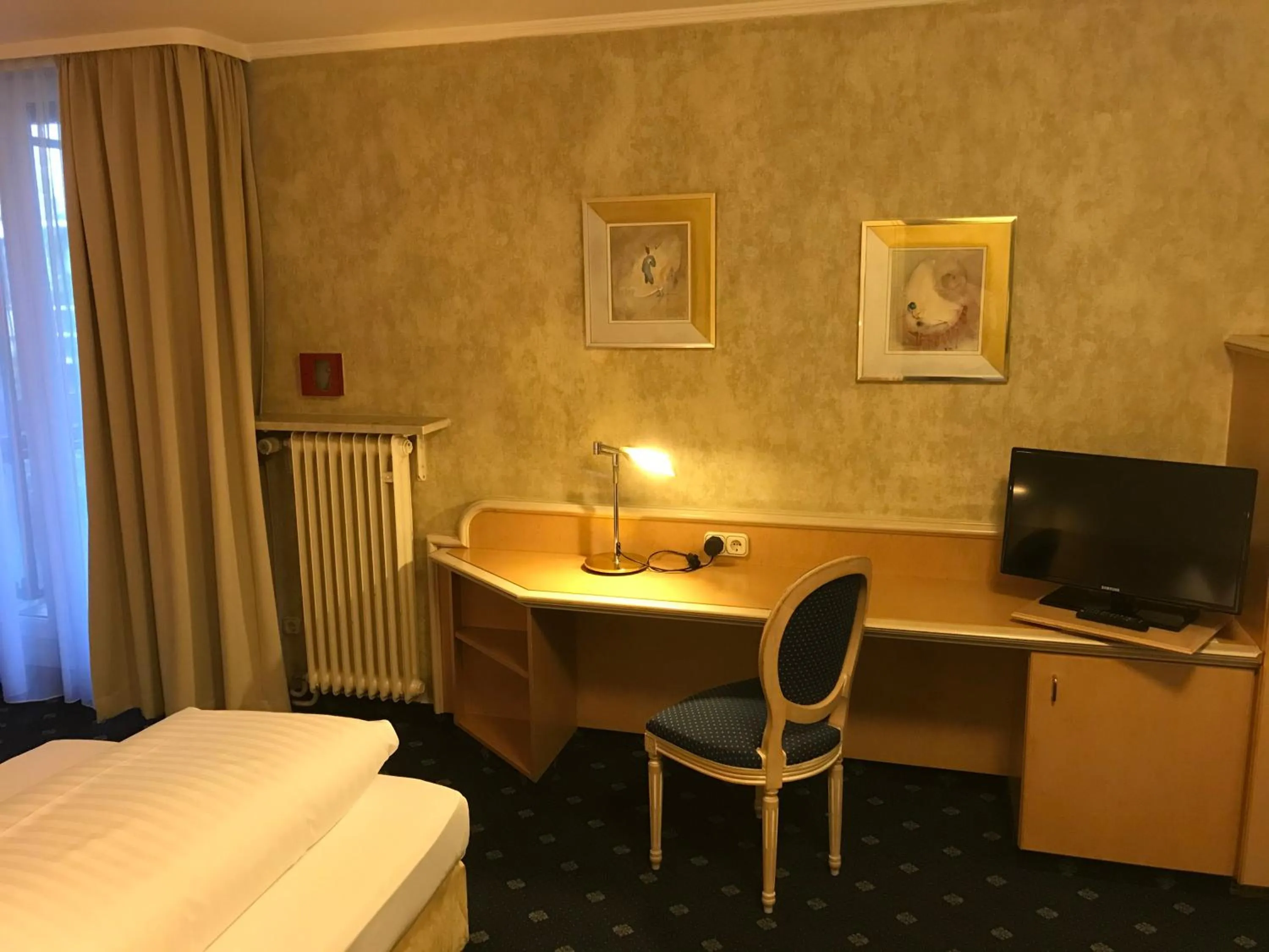 Area and facilities, Bed in Hotel Ambiente Garni