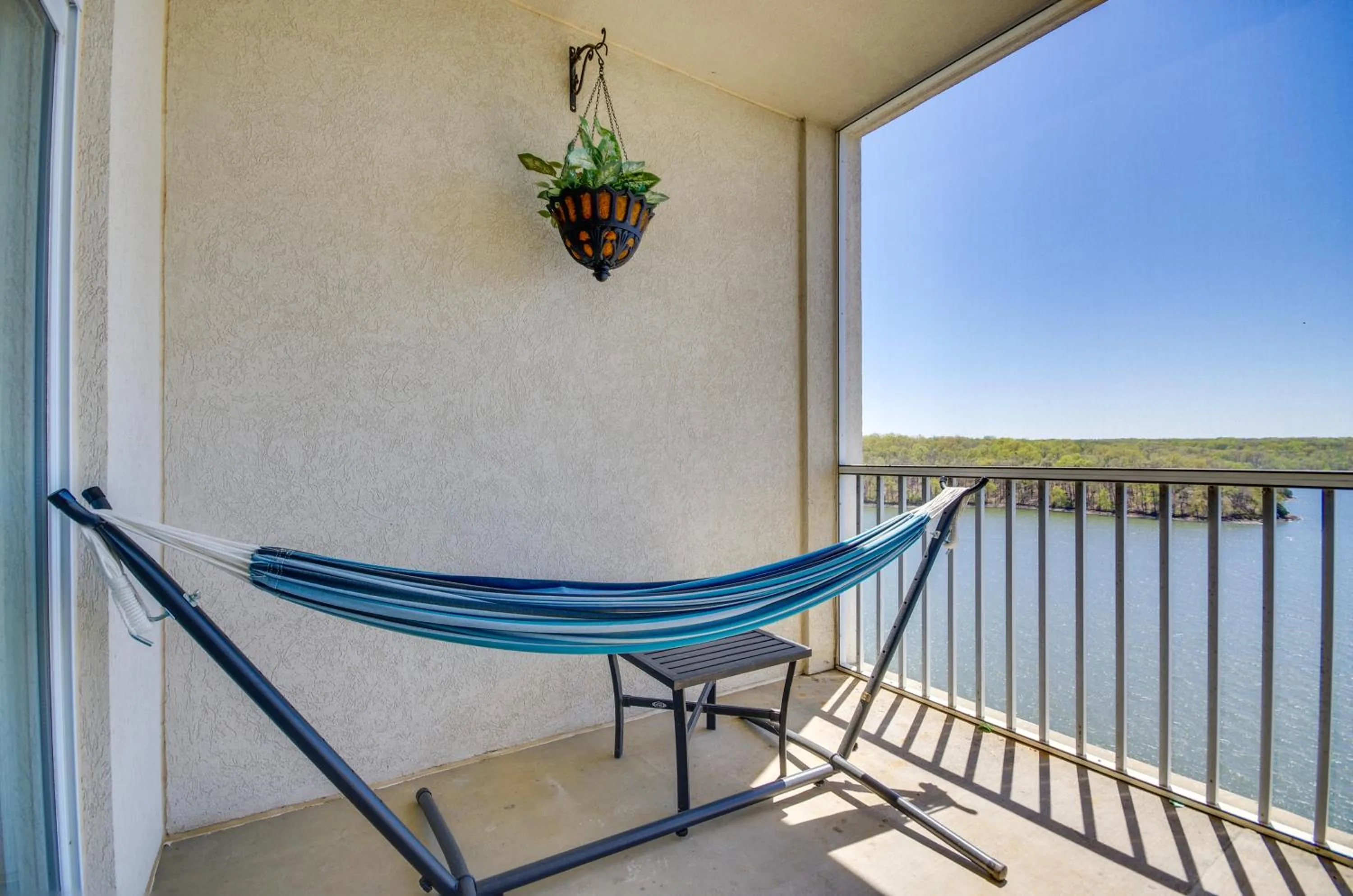 Lakefront Osage Beach Condo Balcony and Pool Access