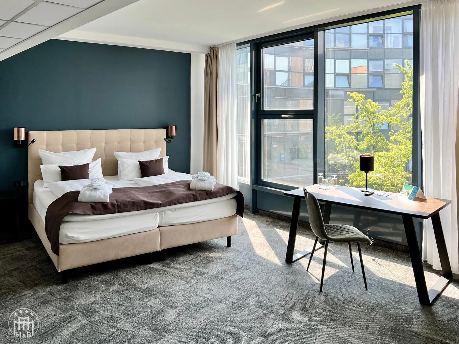 Bed in Hotel am Borsigturm