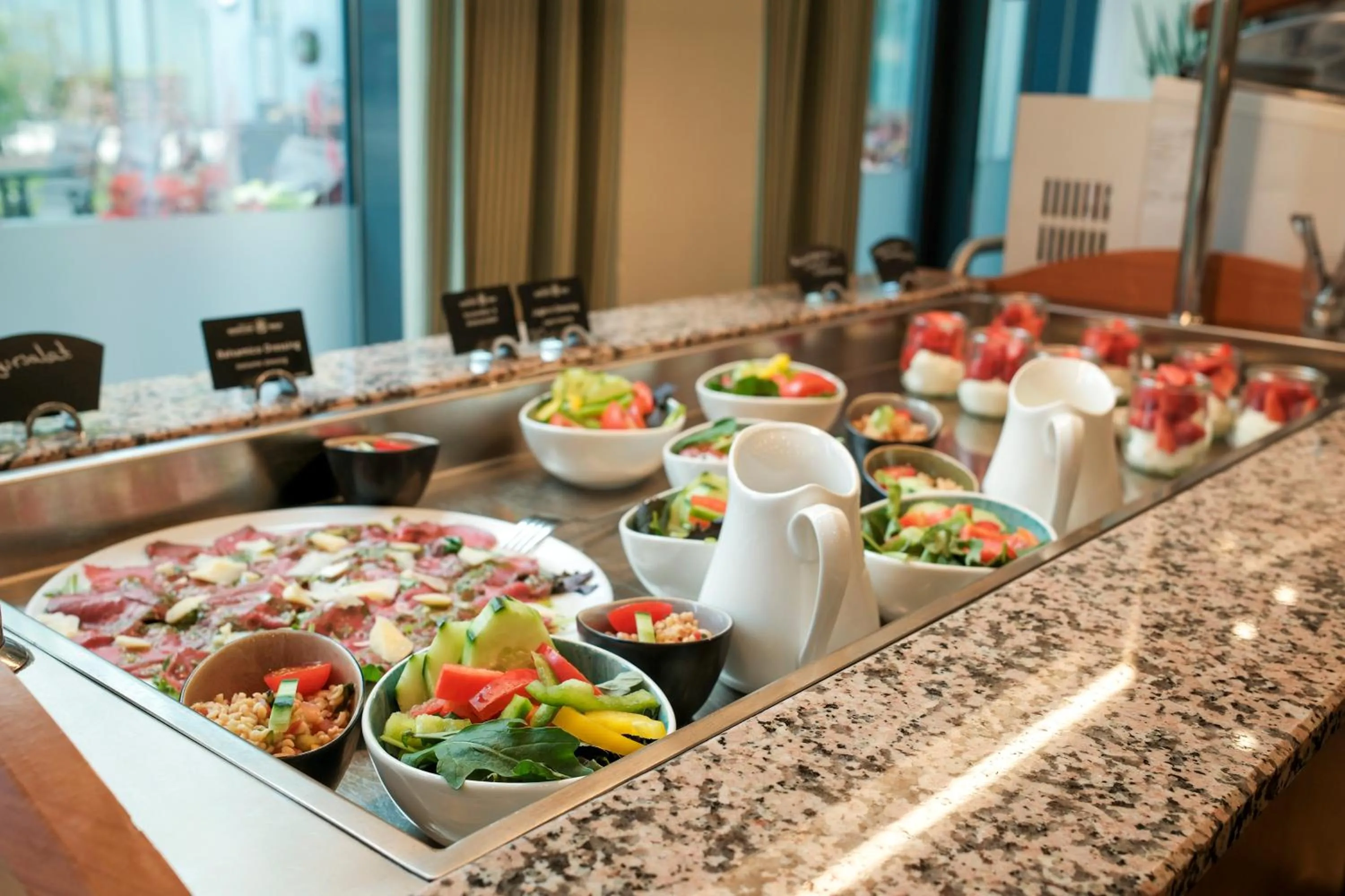 Breakfast in Hotel am Borsigturm