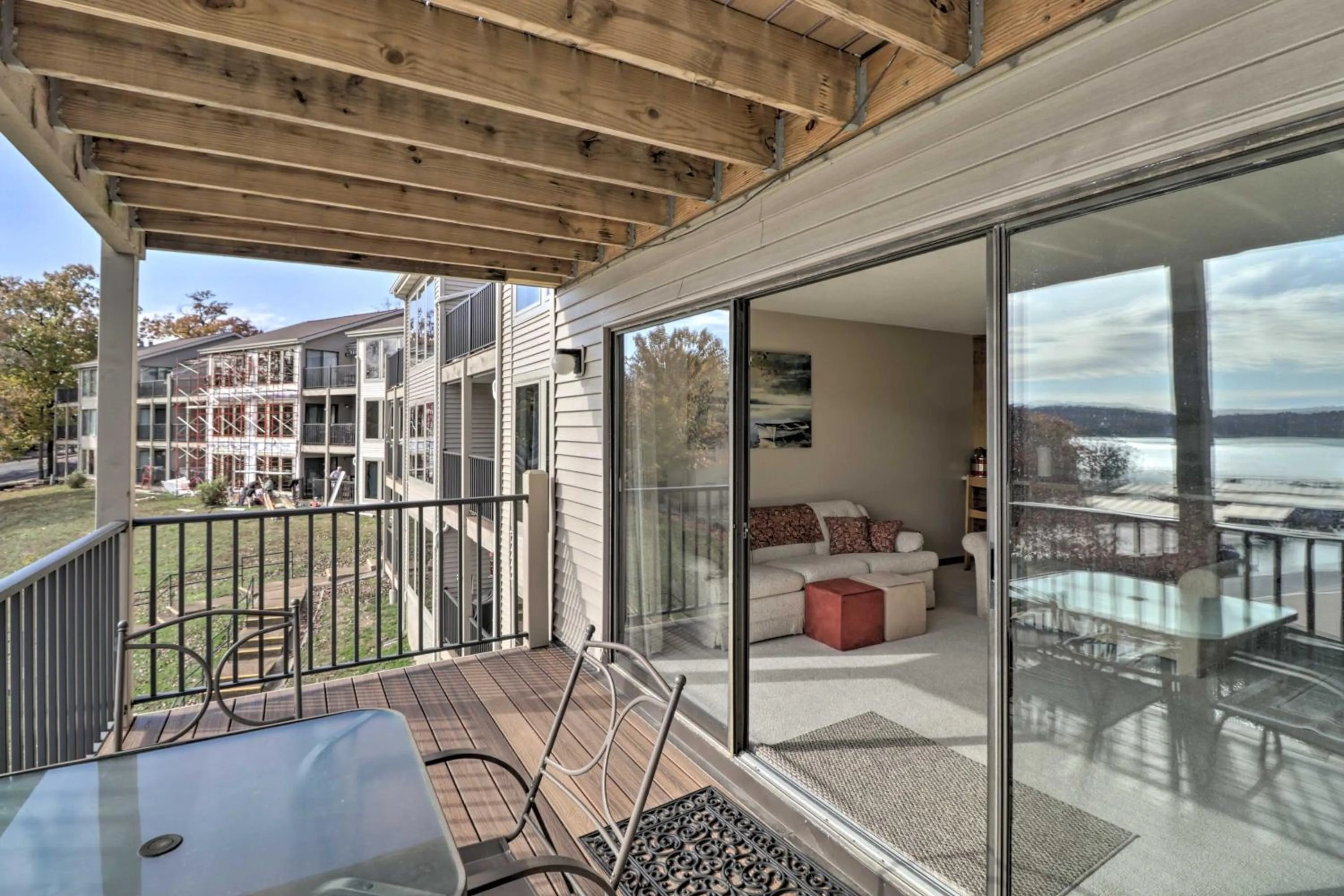 Lake Ozark Condo with Pool and Fishing Docks!