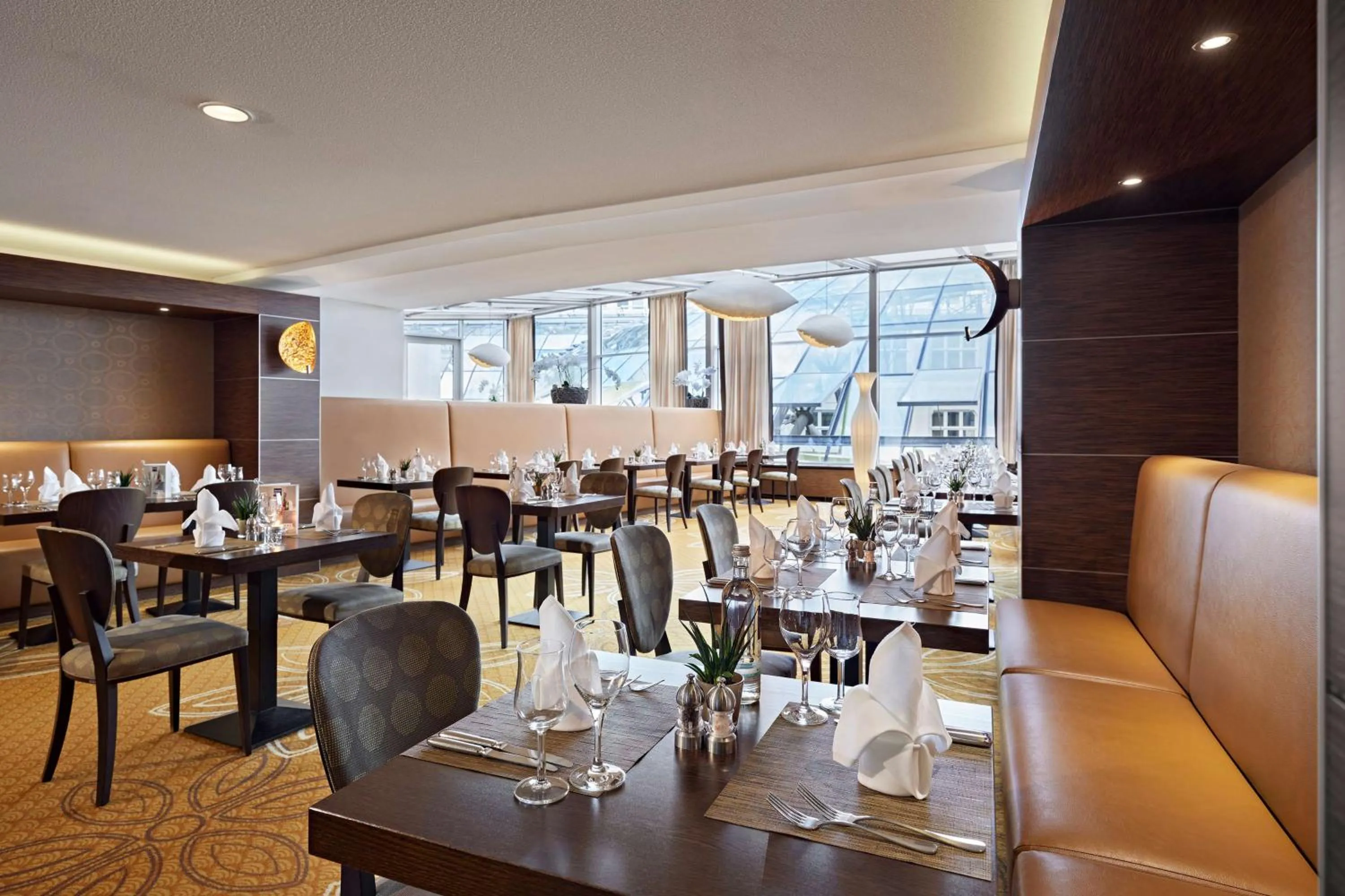 Restaurant/places to eat in Dorint Hotel Esplanade Jena