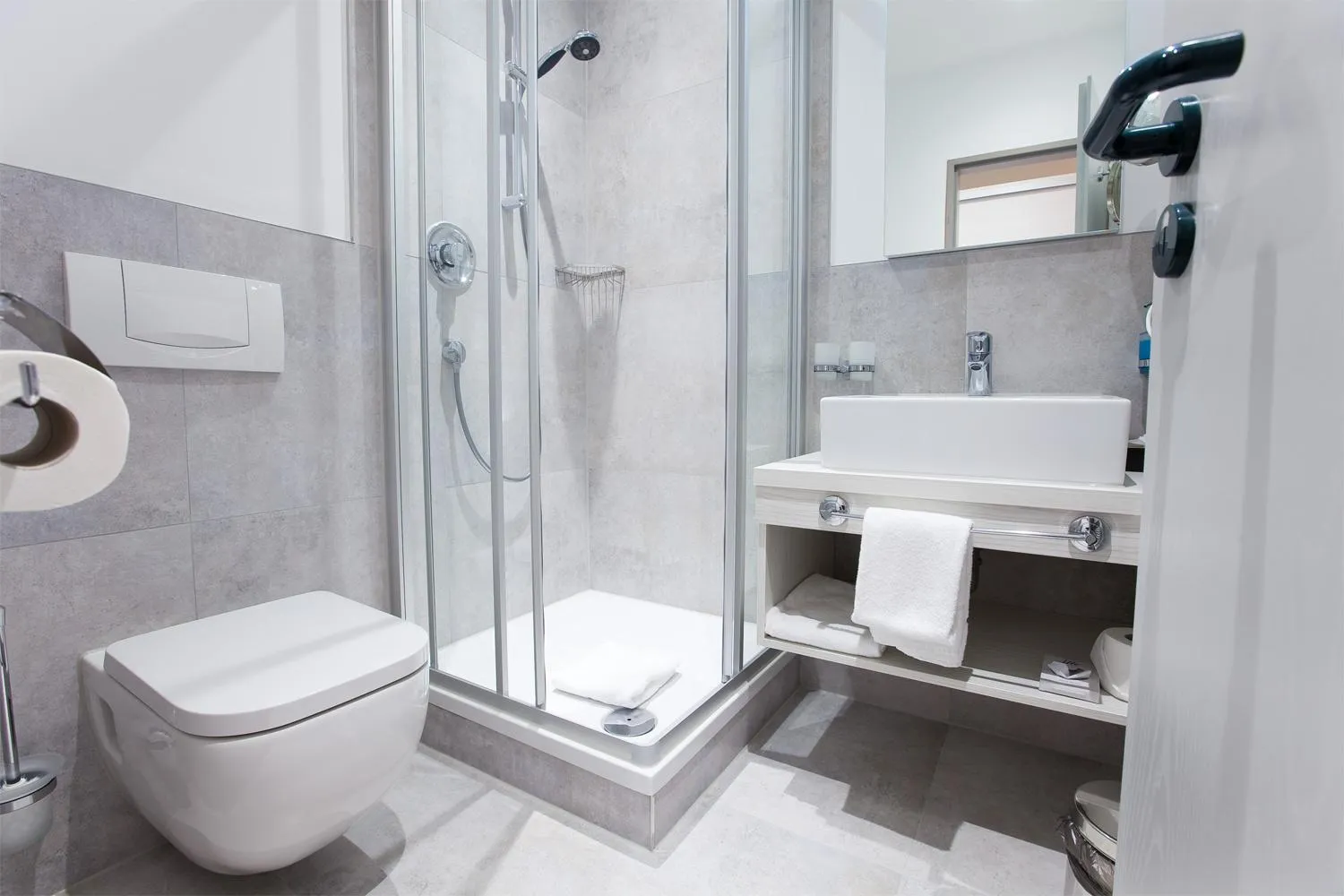 Shower in Schloss Breitenfeld Hotel & Tagung