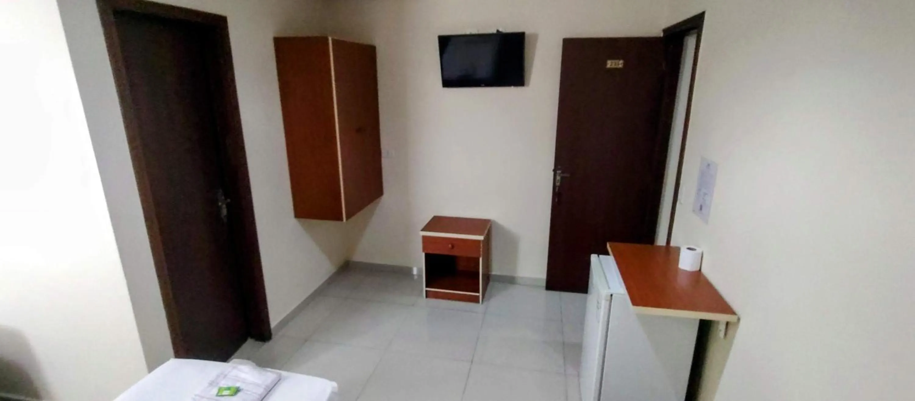 TV and multimedia in Aero Plaza Hotel