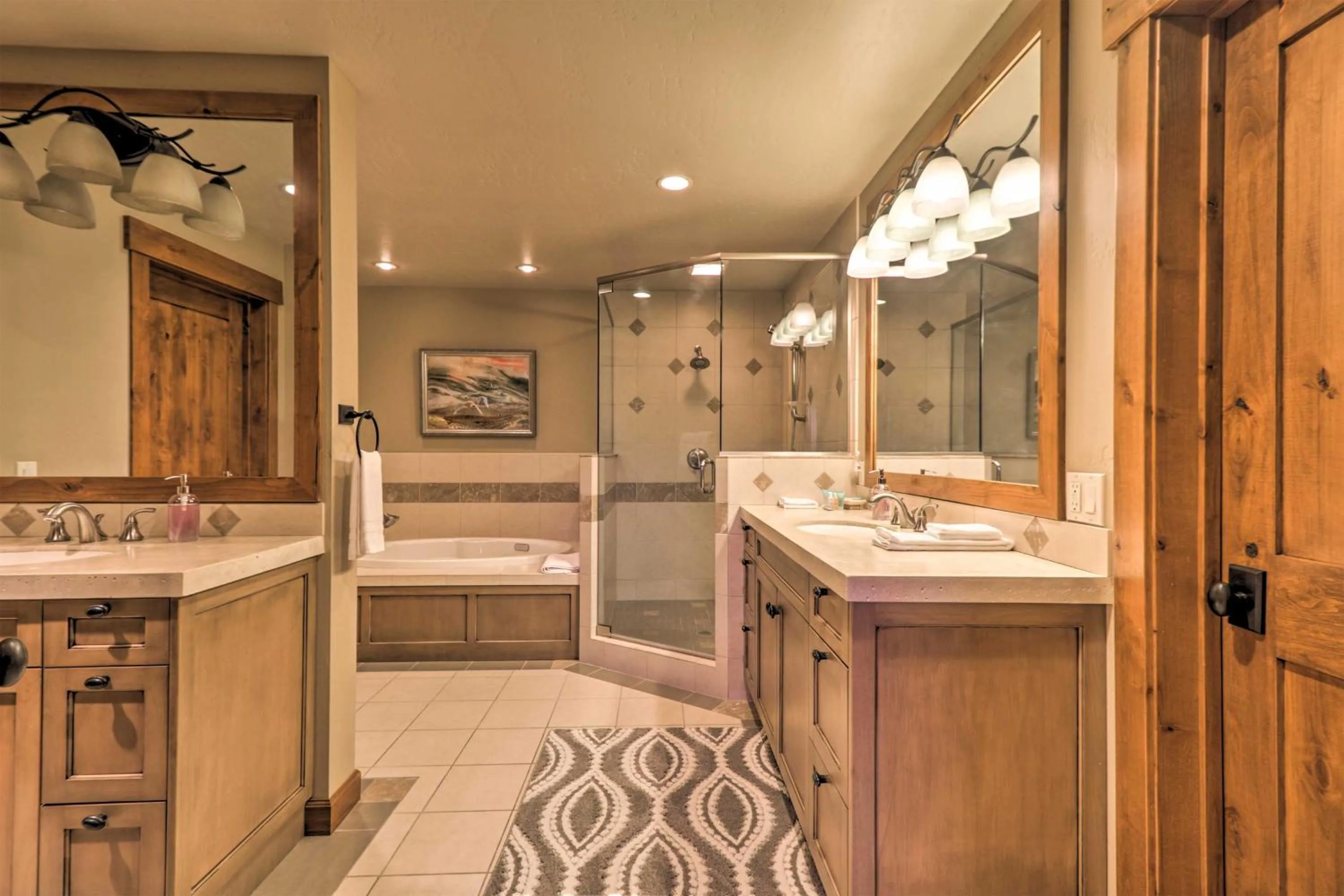 Expansive Bigfork Resort Retreat on Flathead Lake!