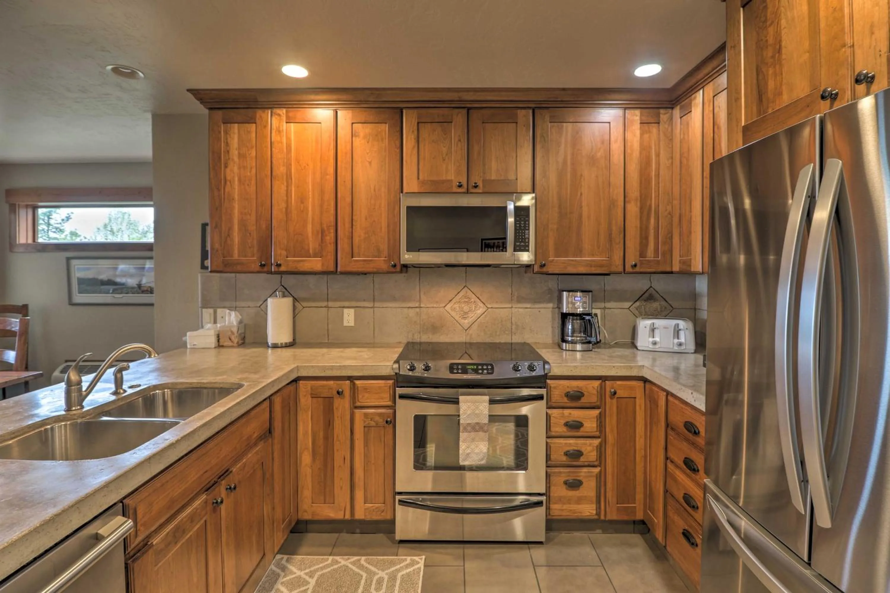 Expansive Bigfork Resort Retreat on Flathead Lake!