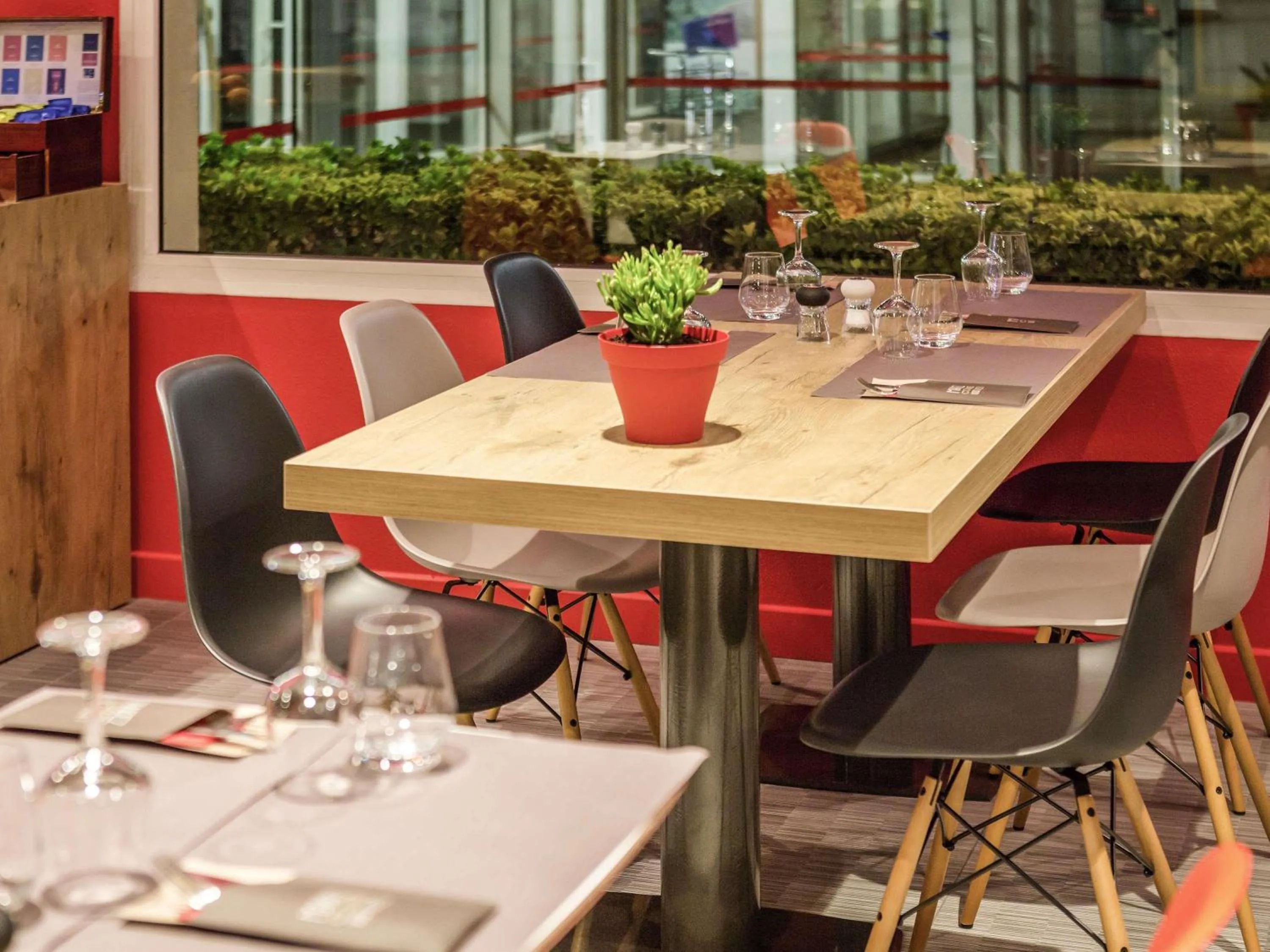 Restaurant/places to eat in ibis Perpignan Sud Saint Charles