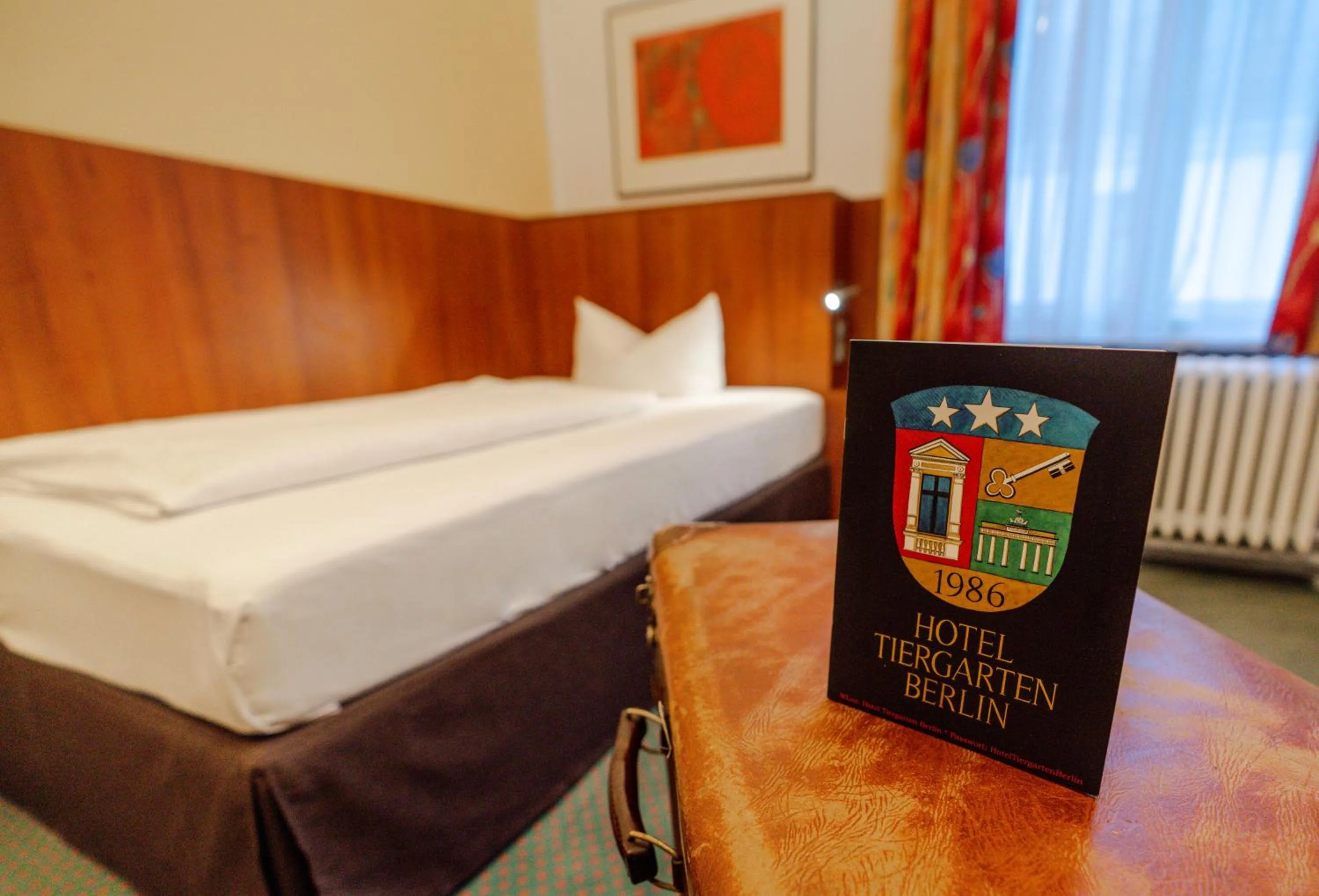 Property logo or sign, Bed in Hotel Tiergarten Berlin