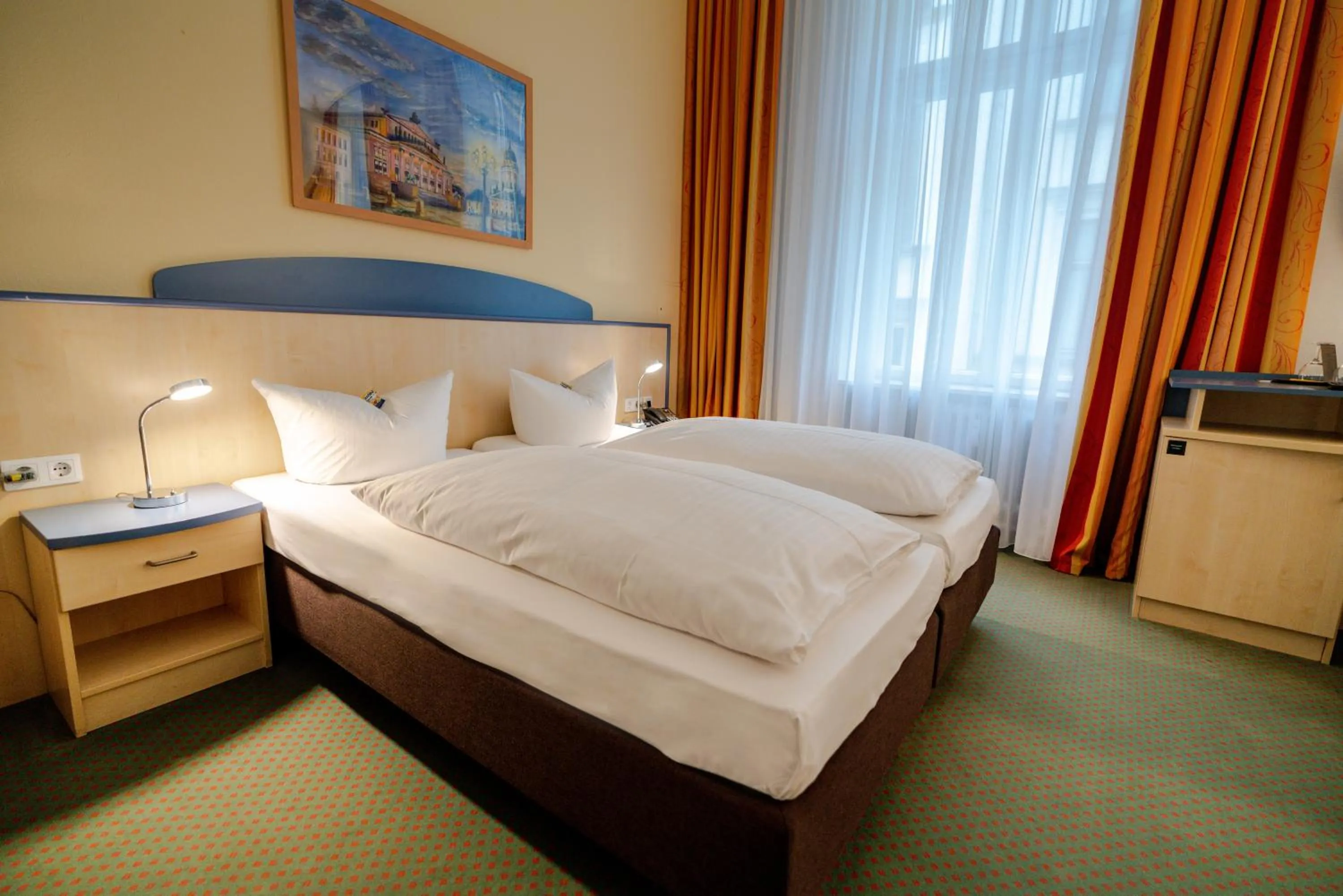 Bed in Hotel Tiergarten Berlin