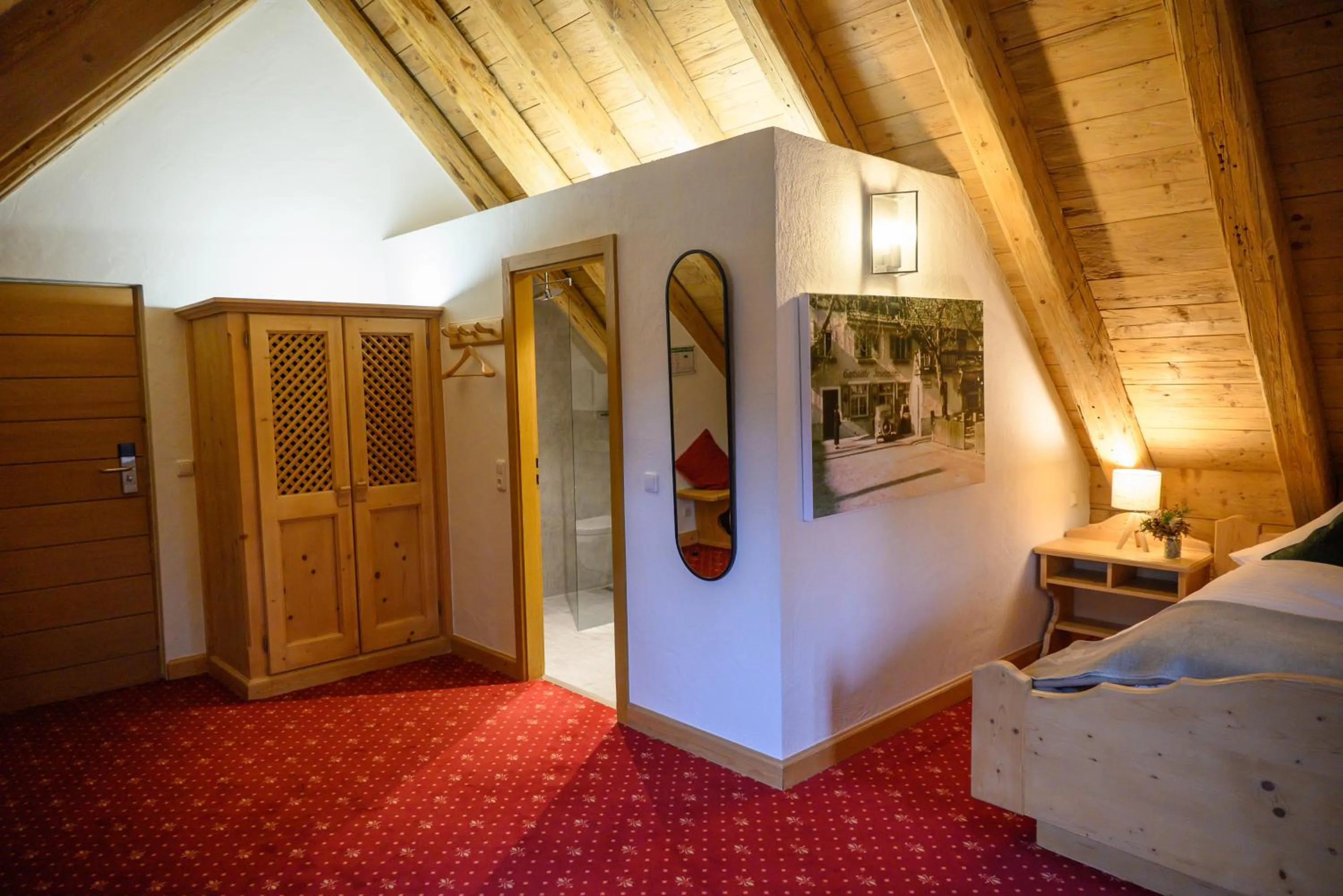 wardrobe, Bed in InselMühle
