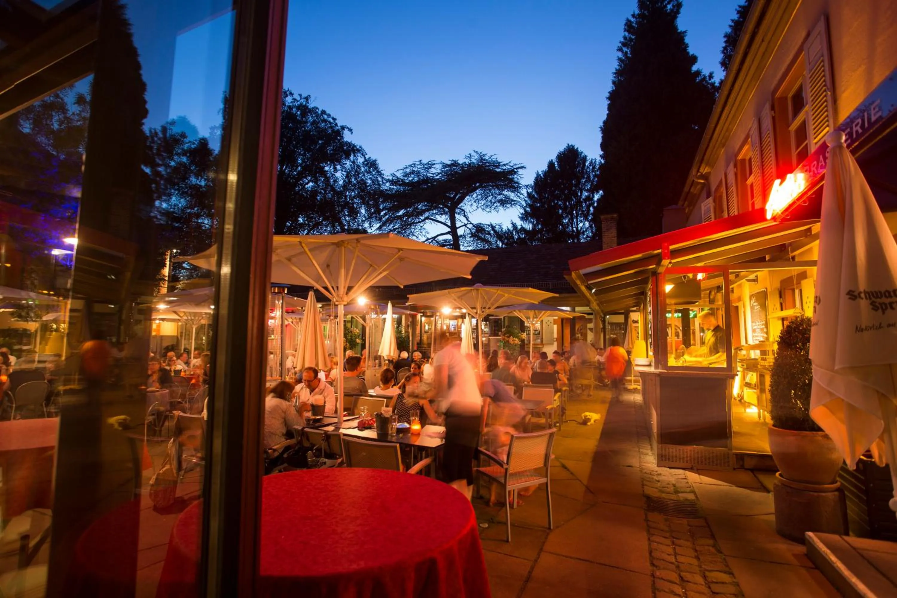 Restaurant/places to eat in Hotel Watthalden