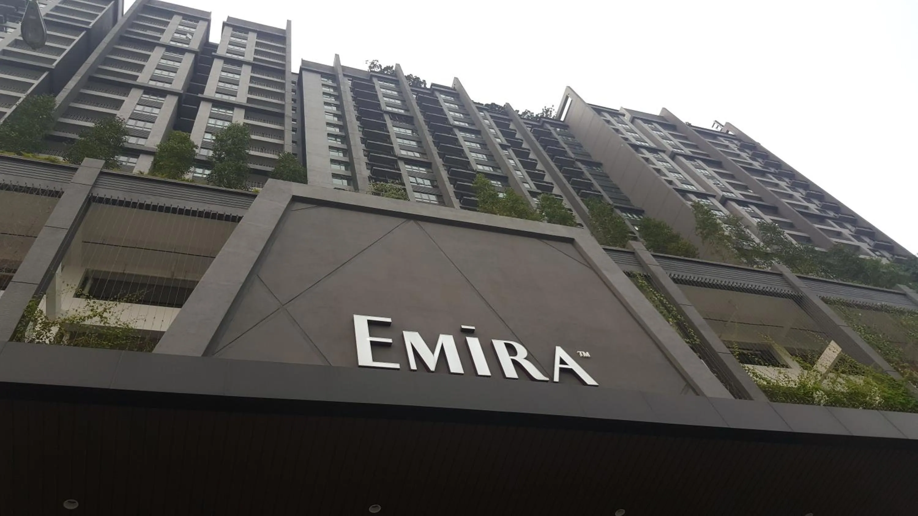 Property building in Emira Residence Seksyen 13 Shah Alam by Lodge Alpha LaVista