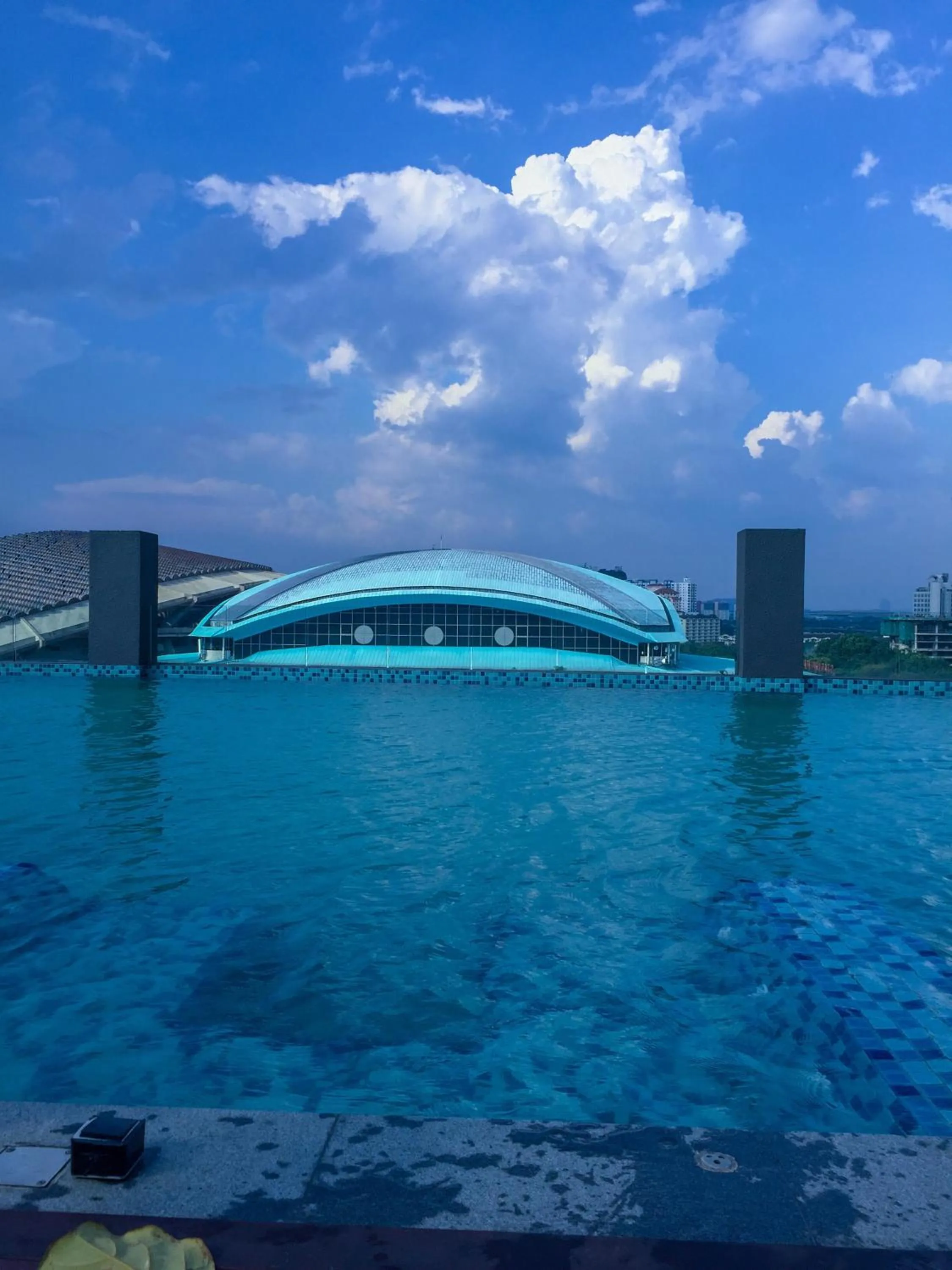 Pool view in Emira Residence Seksyen 13 Shah Alam by Lodge Alpha LaVista