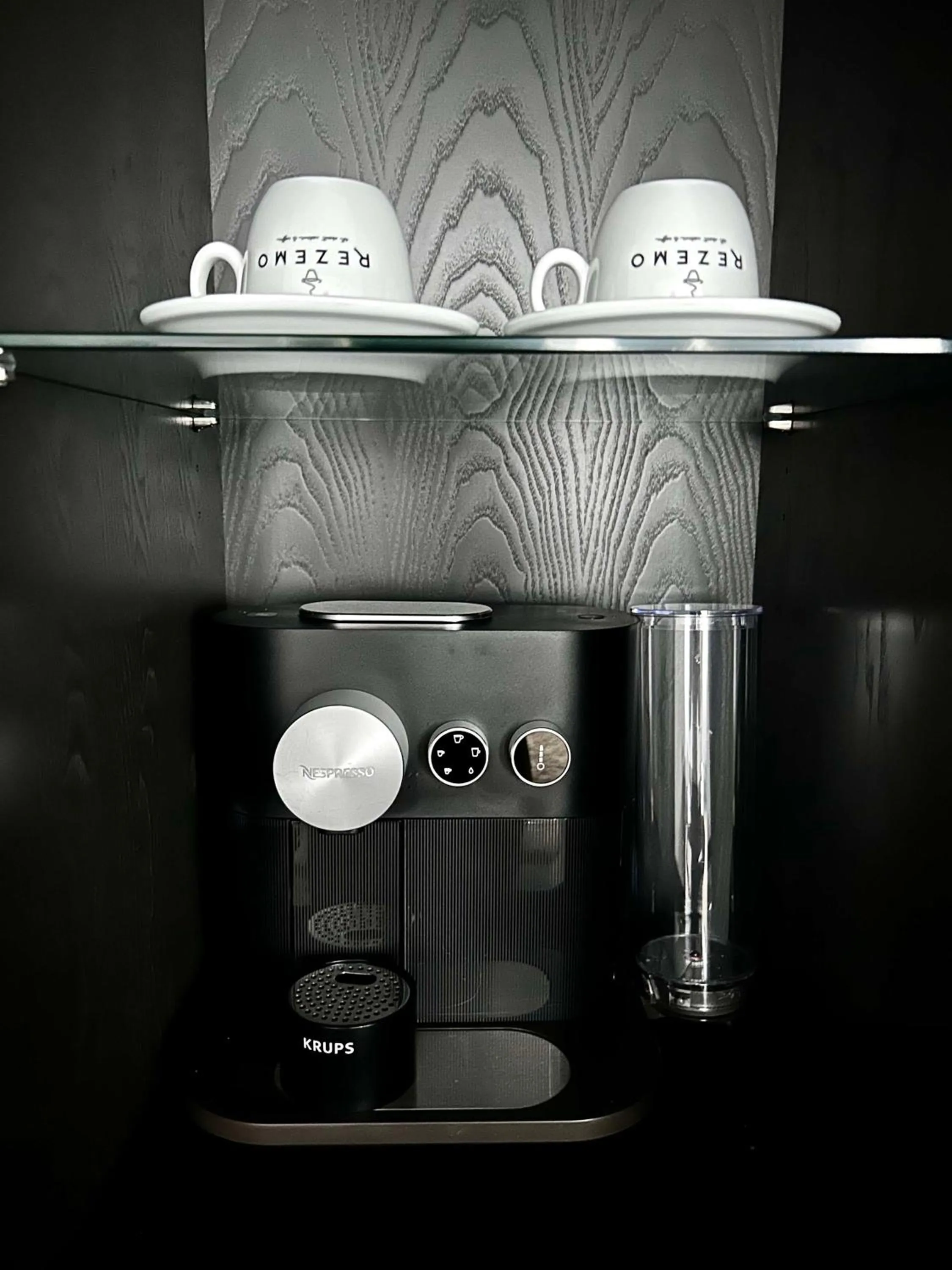 Coffee/tea facilities in Hotel Berlin, Berlin, a member of Radisson Individuals
