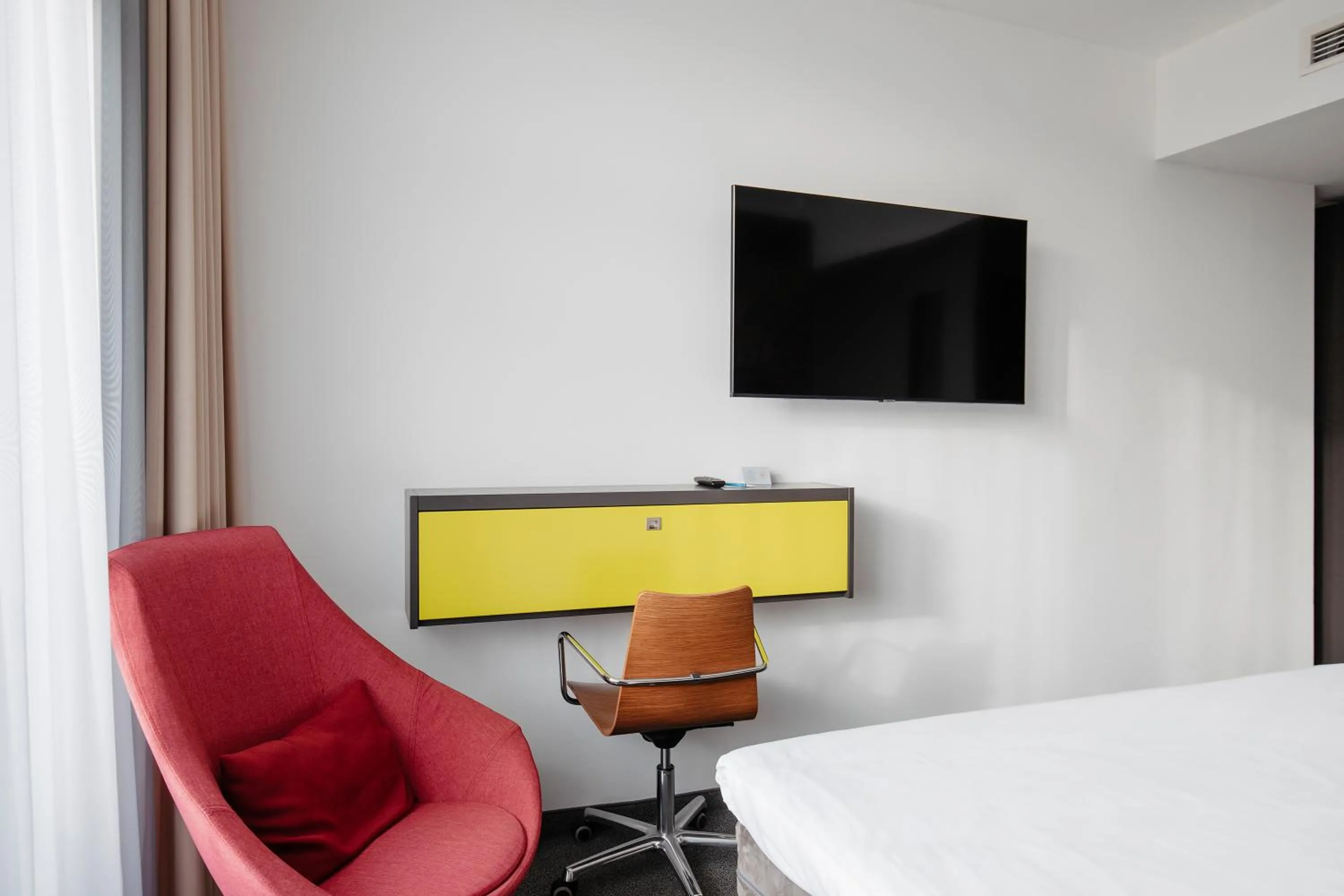 TV and multimedia in Hotel Berlin, Berlin, a member of Radisson Individuals