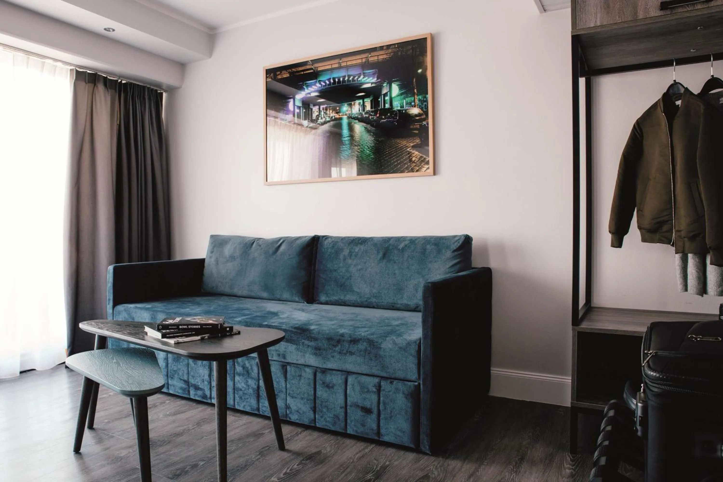 Living room in Hotel Berlin, Berlin, a member of Radisson Individuals