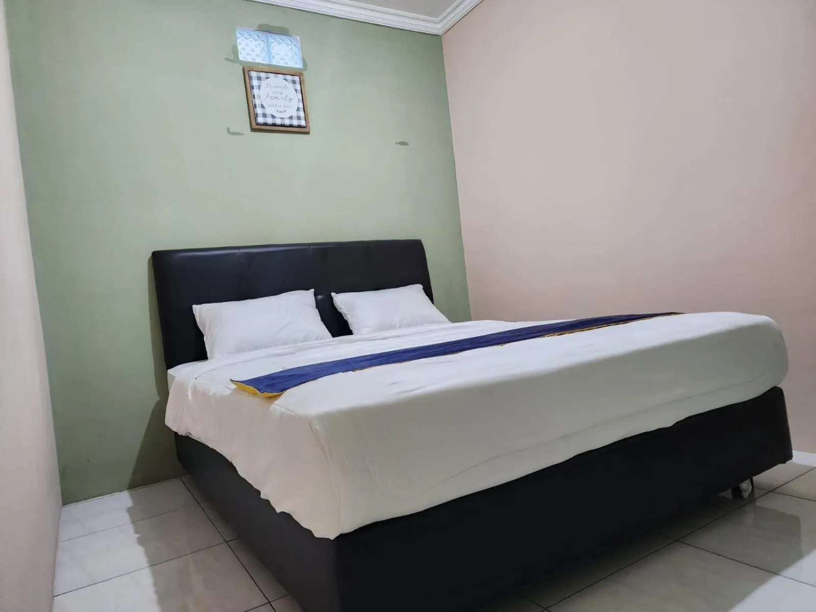 Bed in Omah Pandhoek Family Syariah by Stayku