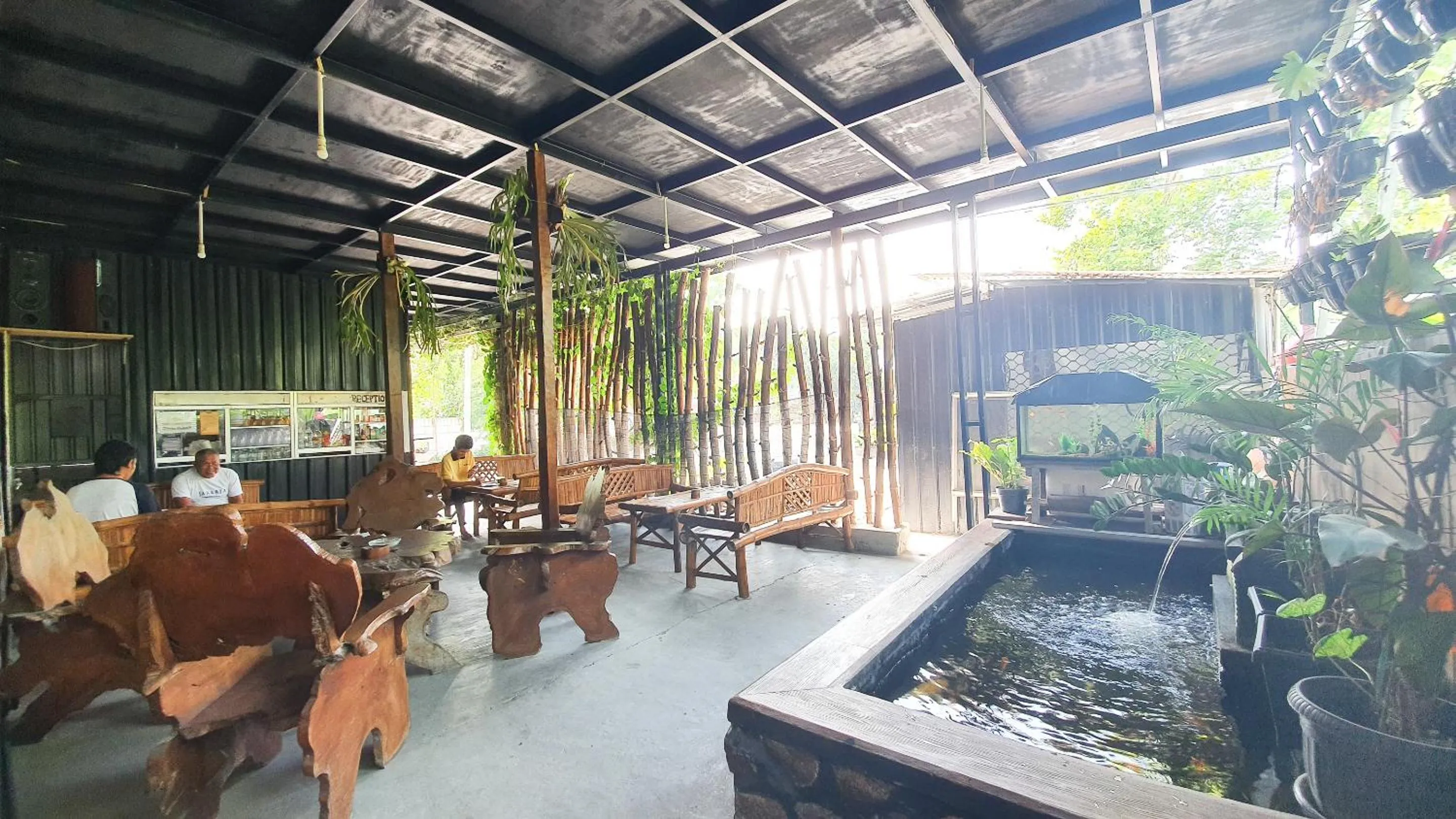 Lobby or reception in Omah Pandhoek Family Syariah by Stayku