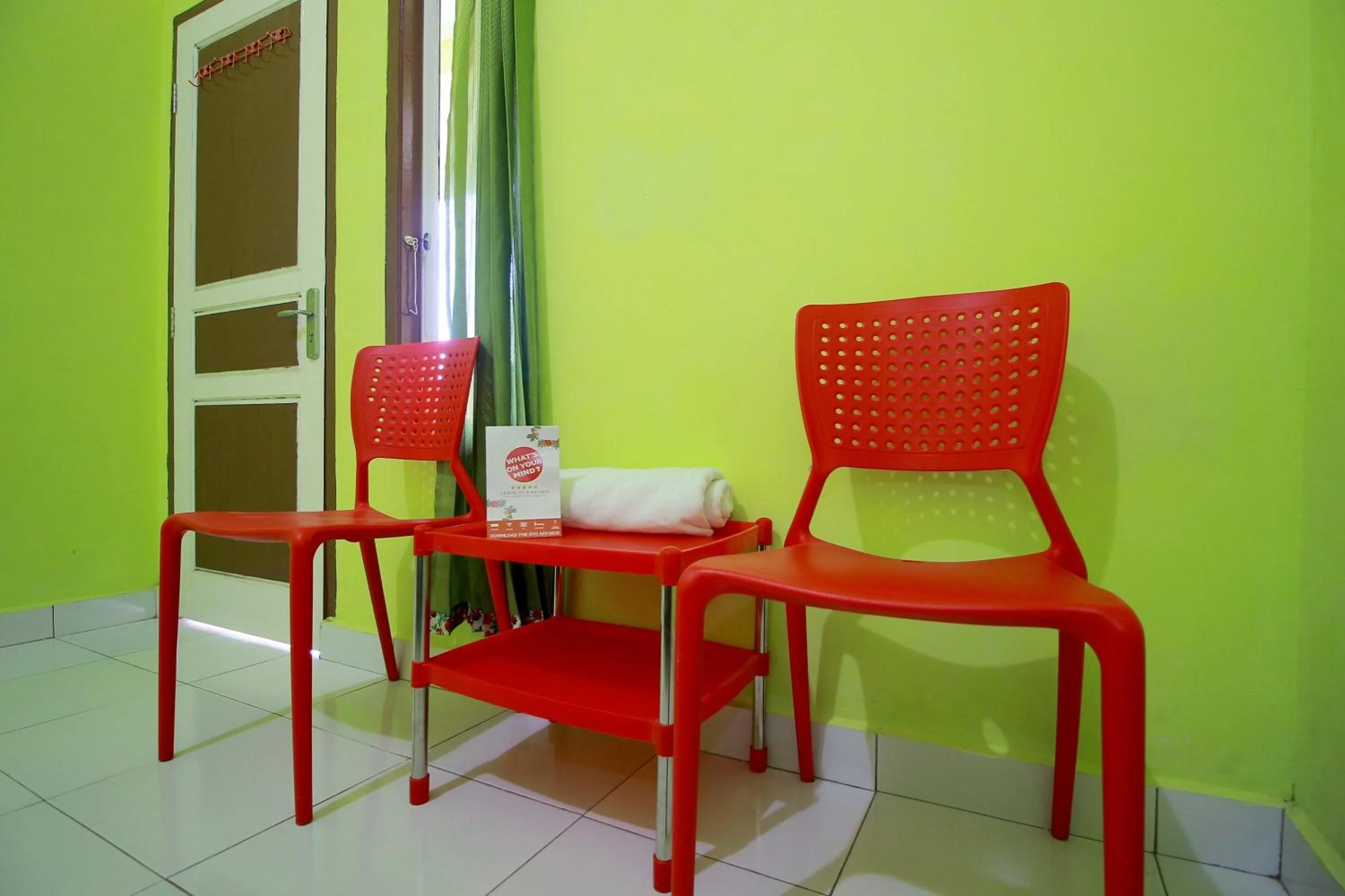 Seating Area in RedDoorz near Jalan Sejahtera Lubuk Linggau