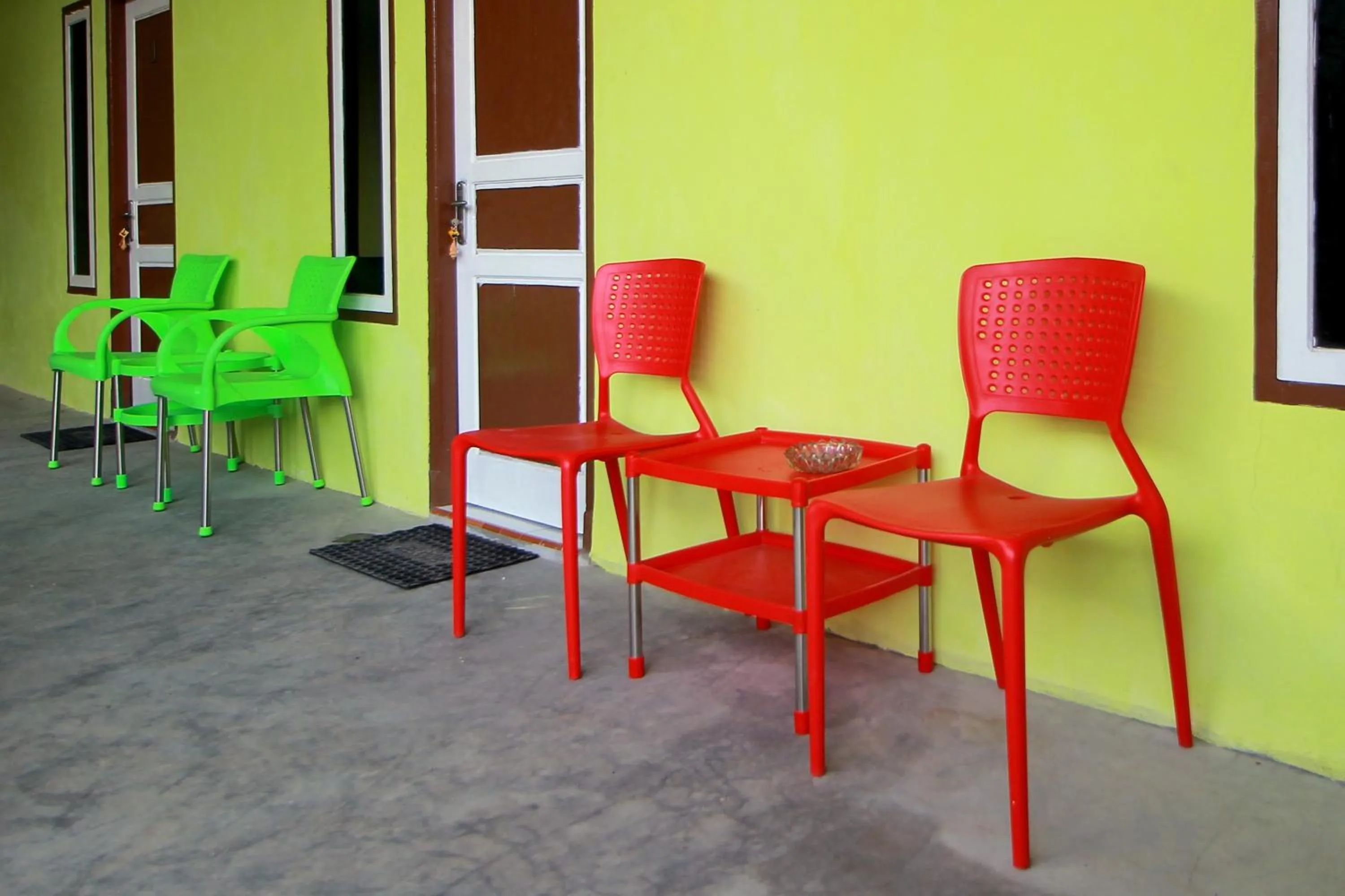 Area and facilities, Dining Area in RedDoorz near Jalan Sejahtera Lubuk Linggau