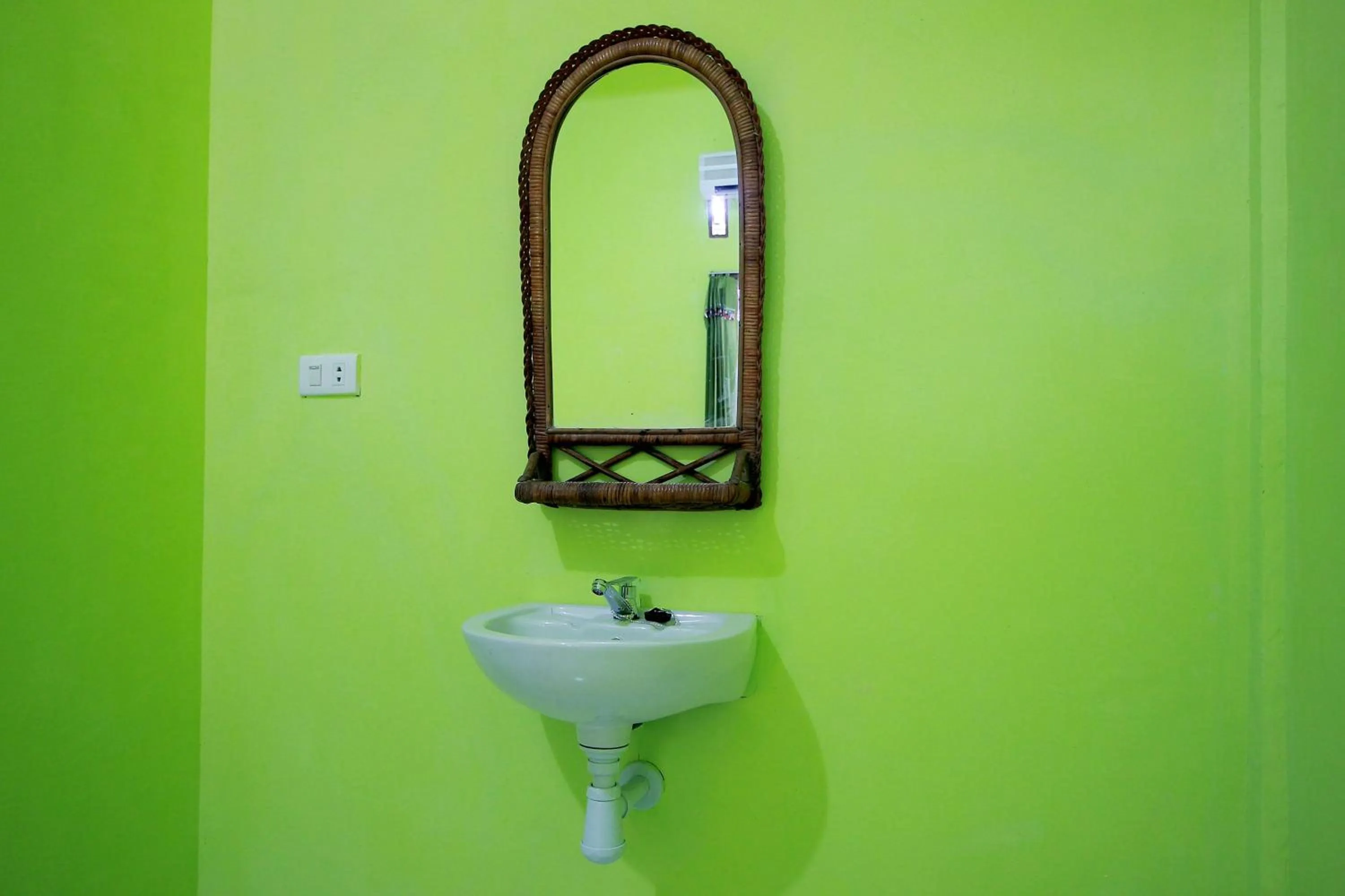 Bathroom in RedDoorz near Jalan Sejahtera Lubuk Linggau