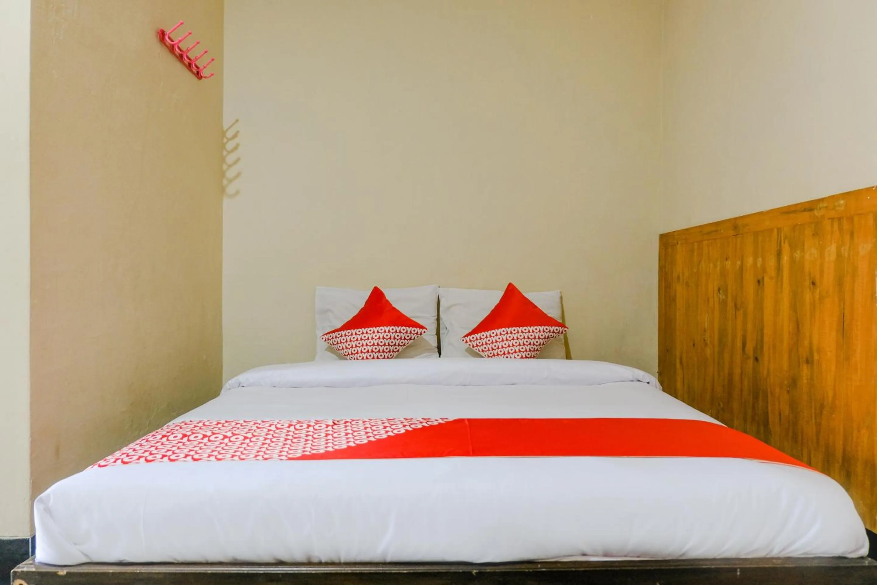 Bedroom, Bed in Hotel O otel Graha Prima