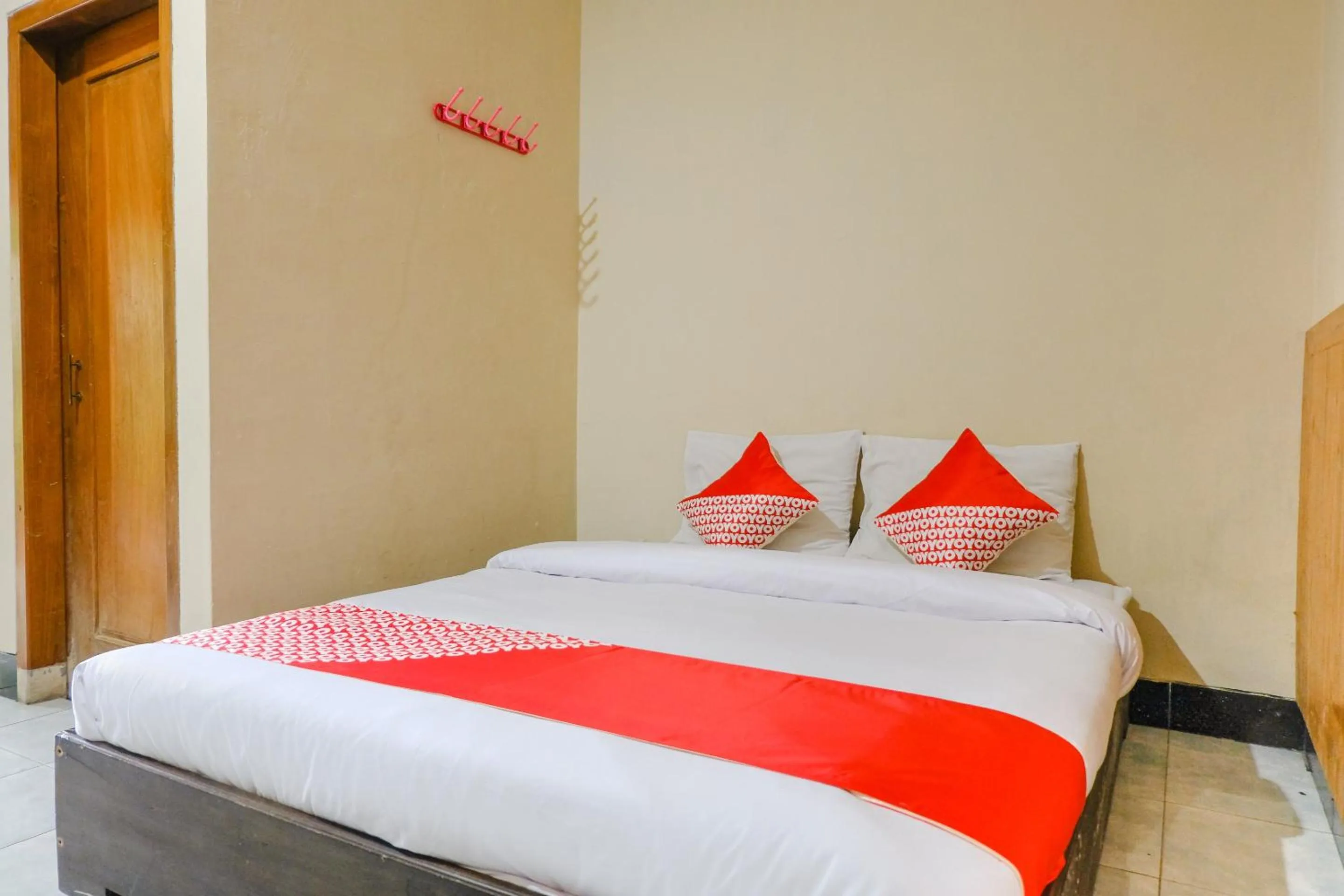 Bedroom, Bed in Hotel O otel Graha Prima