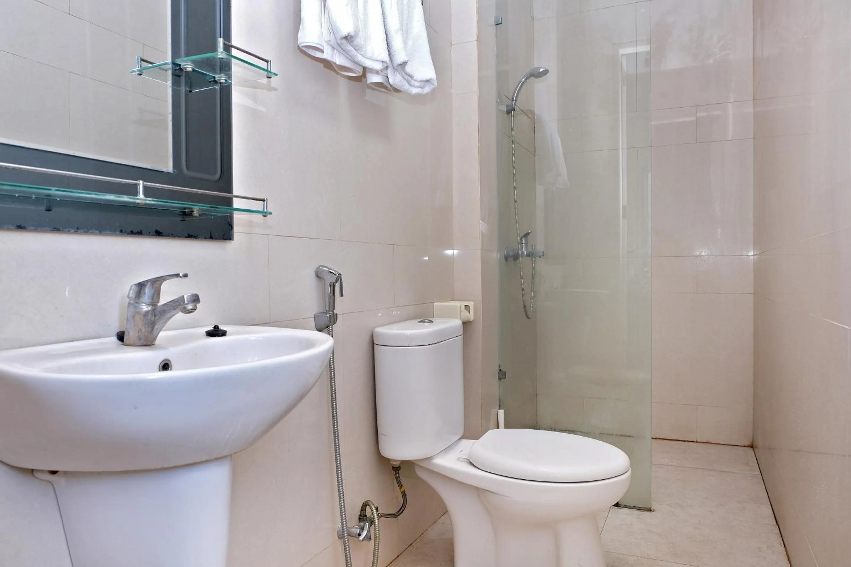 Bathroom in OYO 2691 Asoka Residence