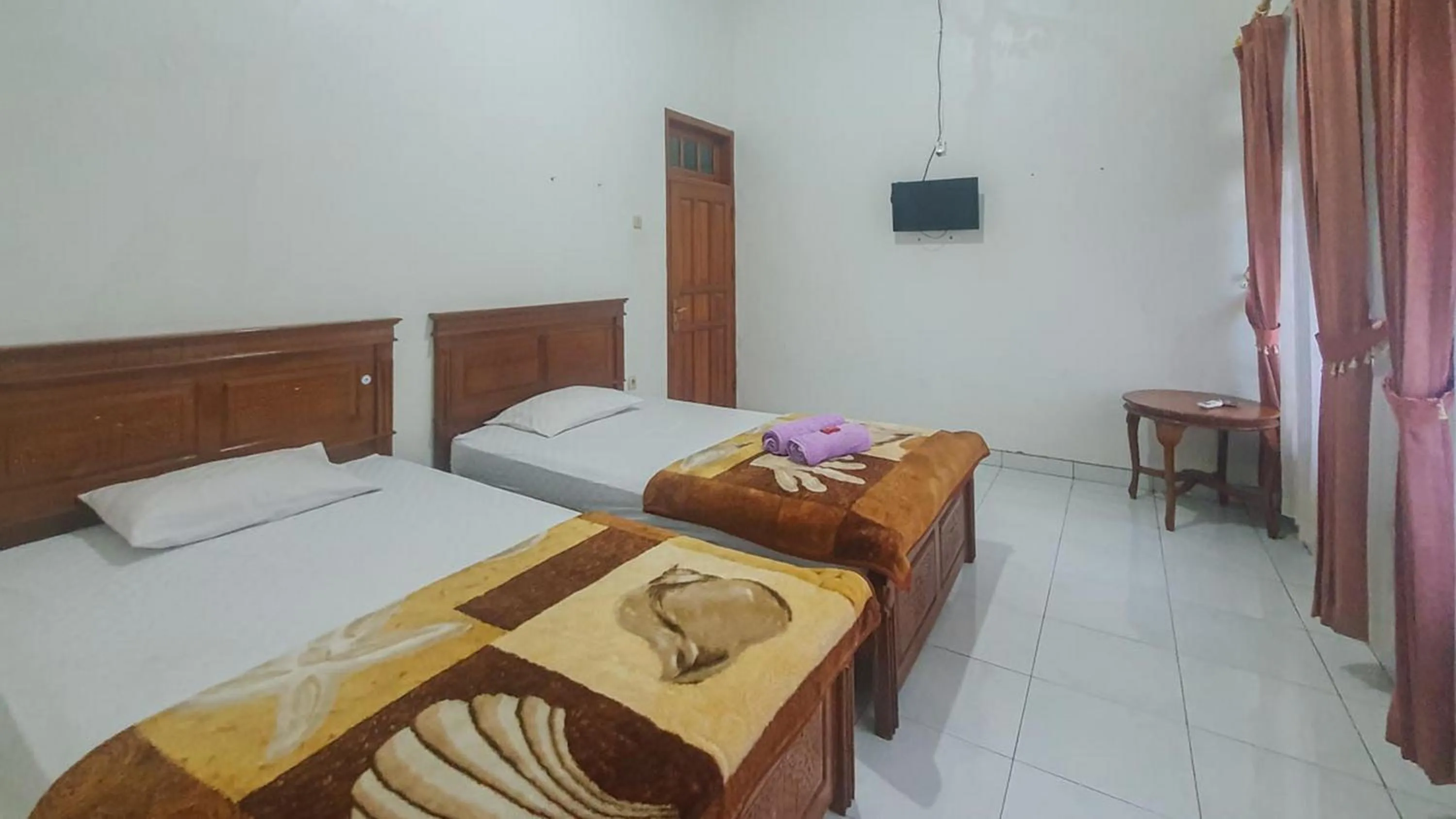 Bed in Villa Pakis Residence Banyuwangi