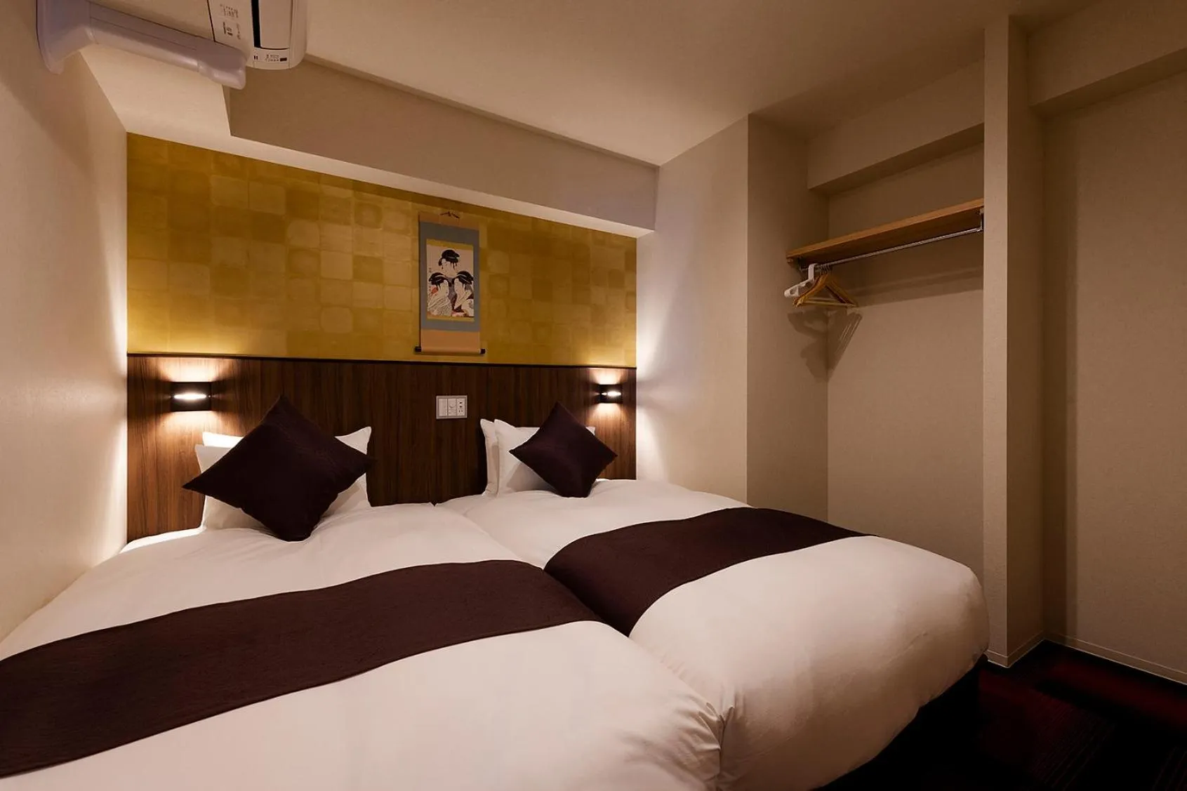 Photo of the whole room, Bed in Stay SAKURA Tokyo Asakusa Edo no Mai