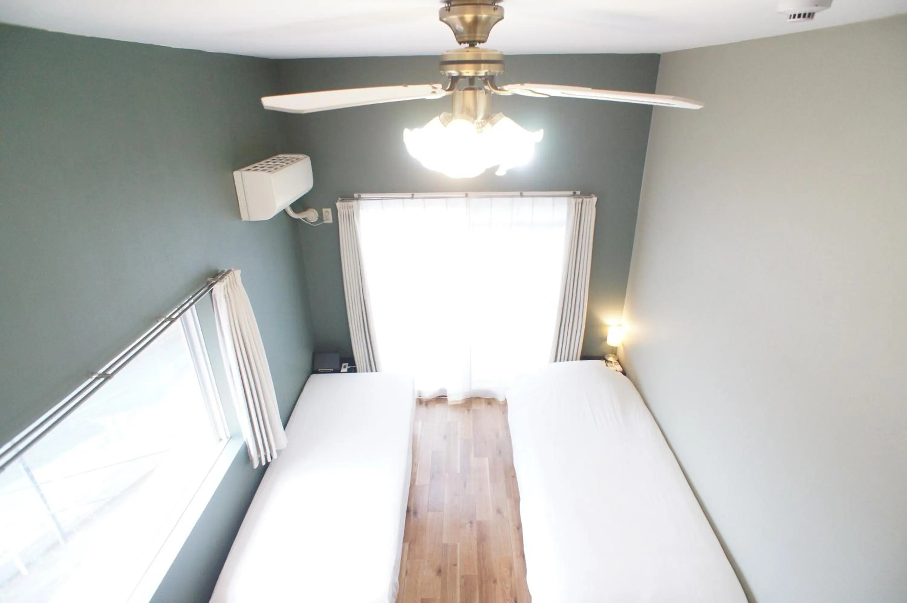 Bed in Plusone Nishikoen