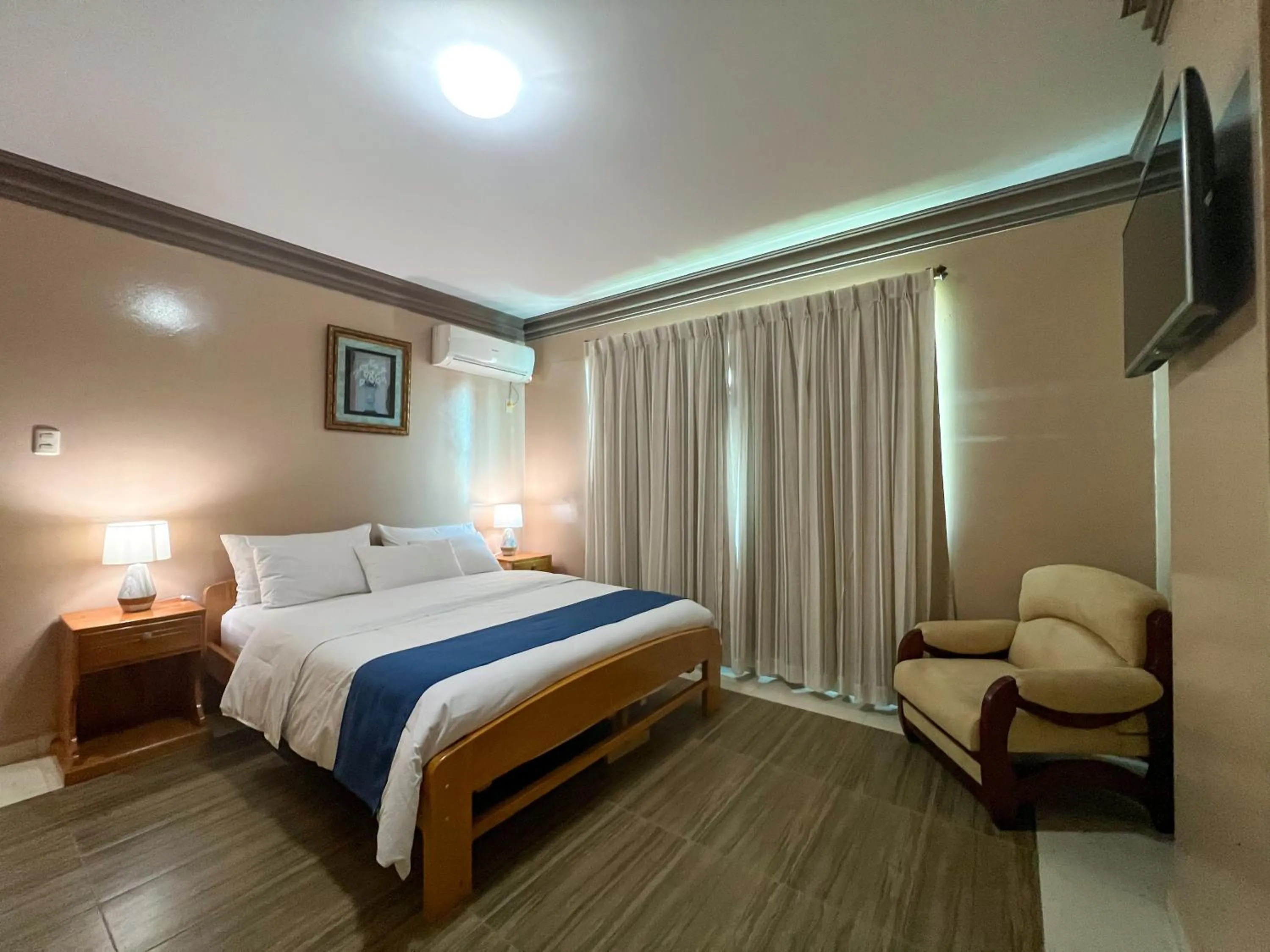 Bed in Apart Hotel Hamilton