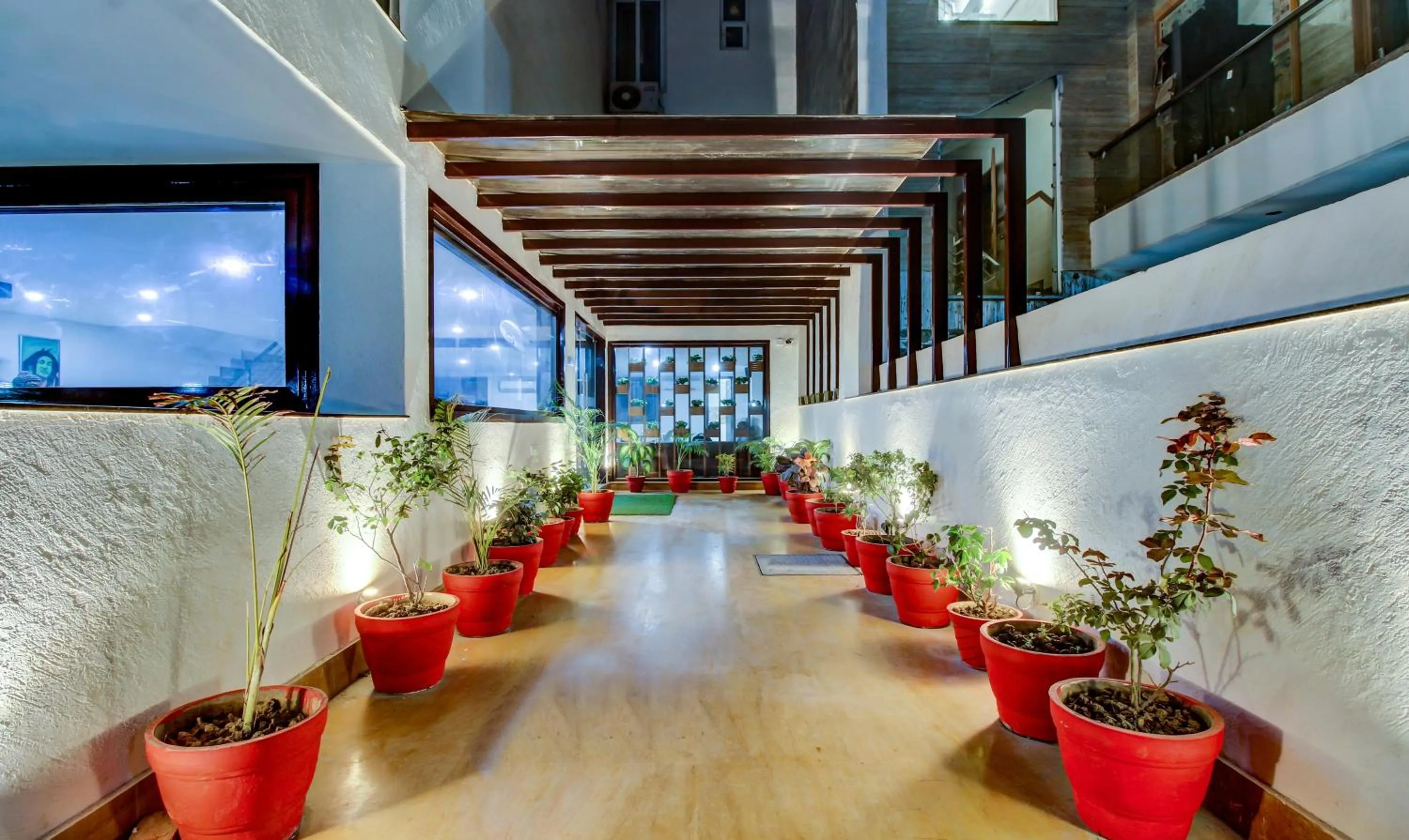 Lobby or reception in Treebo M2M Residency Sector 46