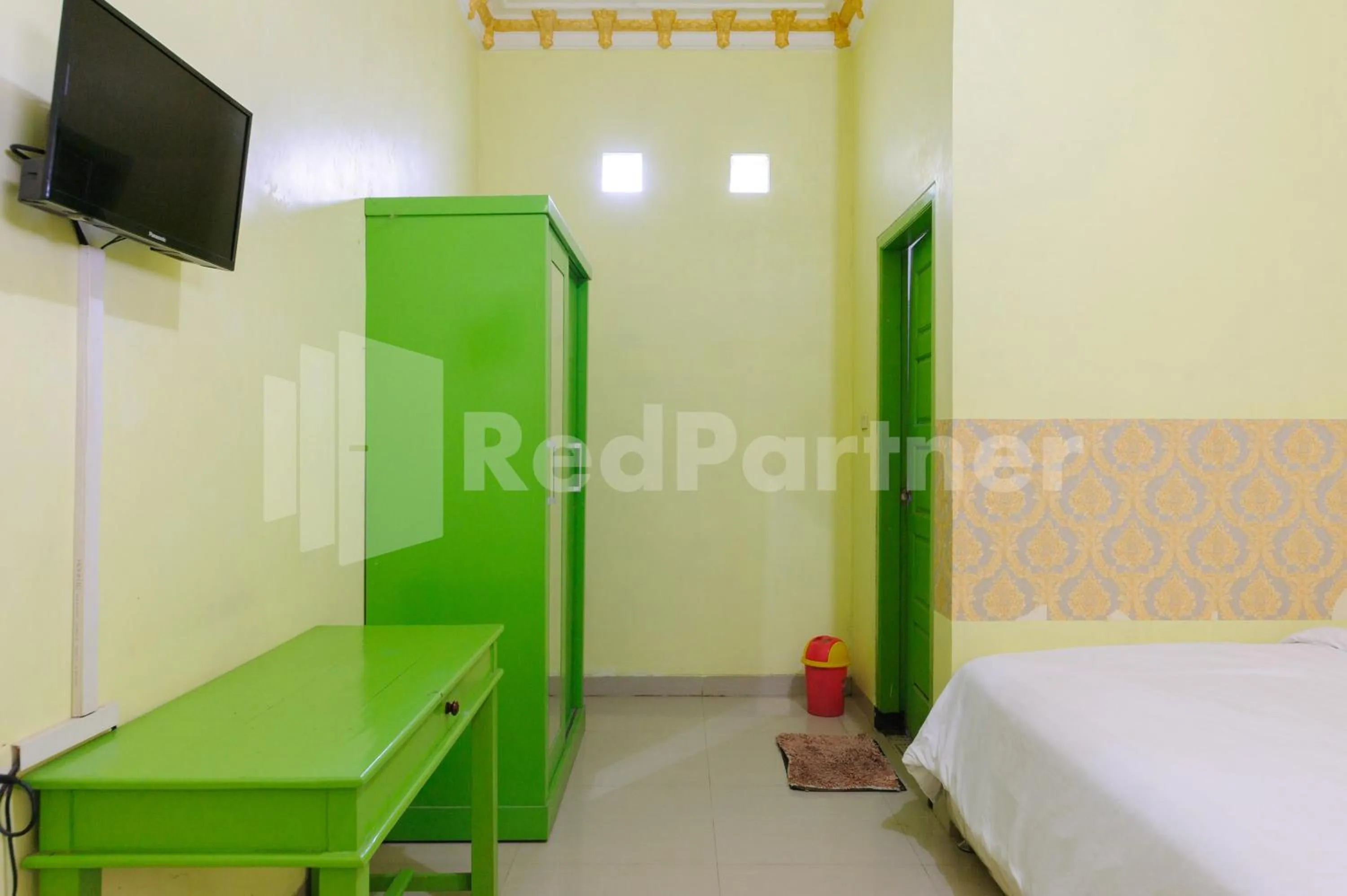 Bedroom, Bed in Homestay Hj Suharti Natar Lampung RedPartner