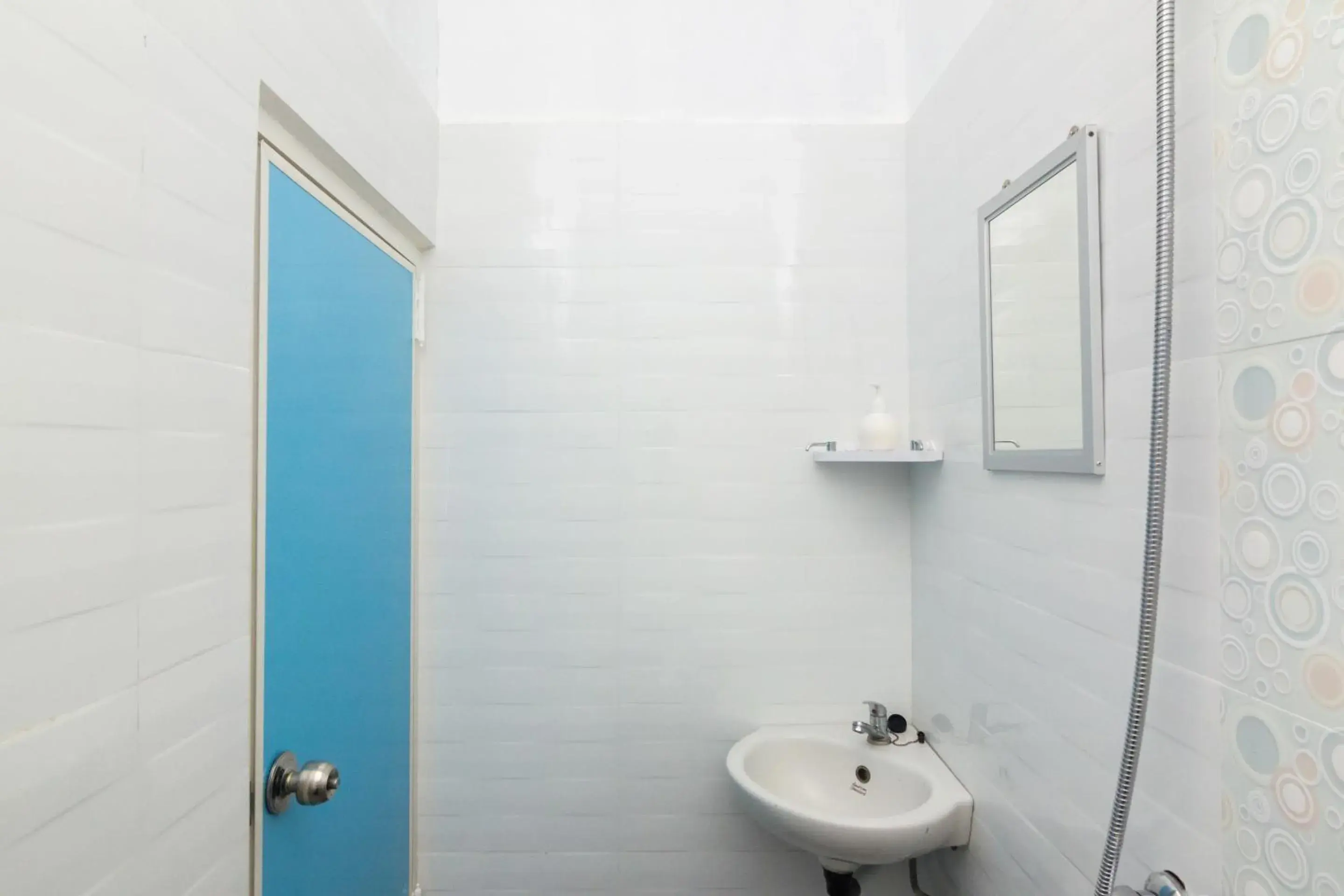 Suite in RedDoorz Syariah near Tanjung Pinang City Center Suite in RedDoorz Syariah near Tanjung Pinang City Center