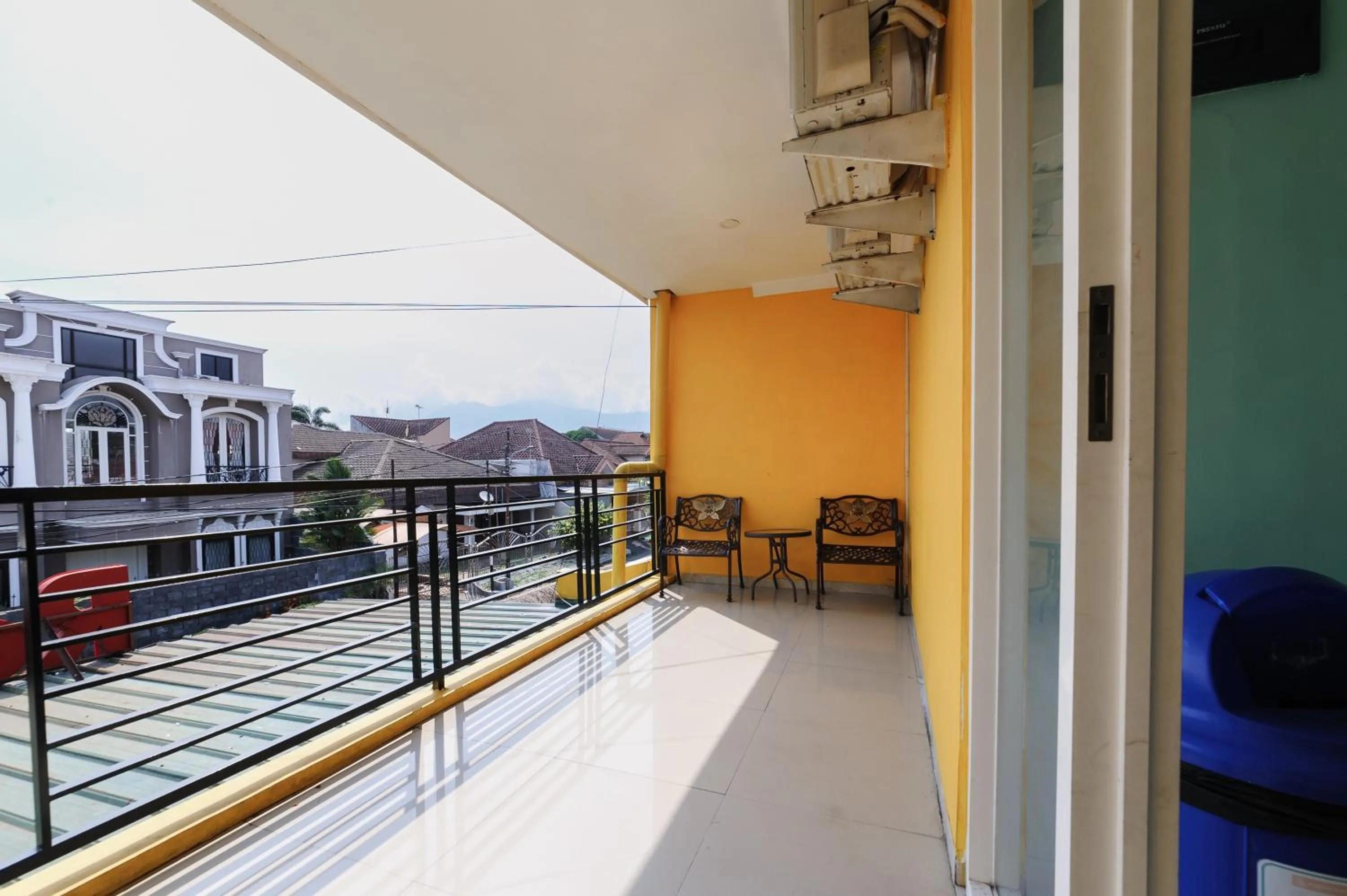 Property building in Reddoorz near Universitas Widyagama Malang 2