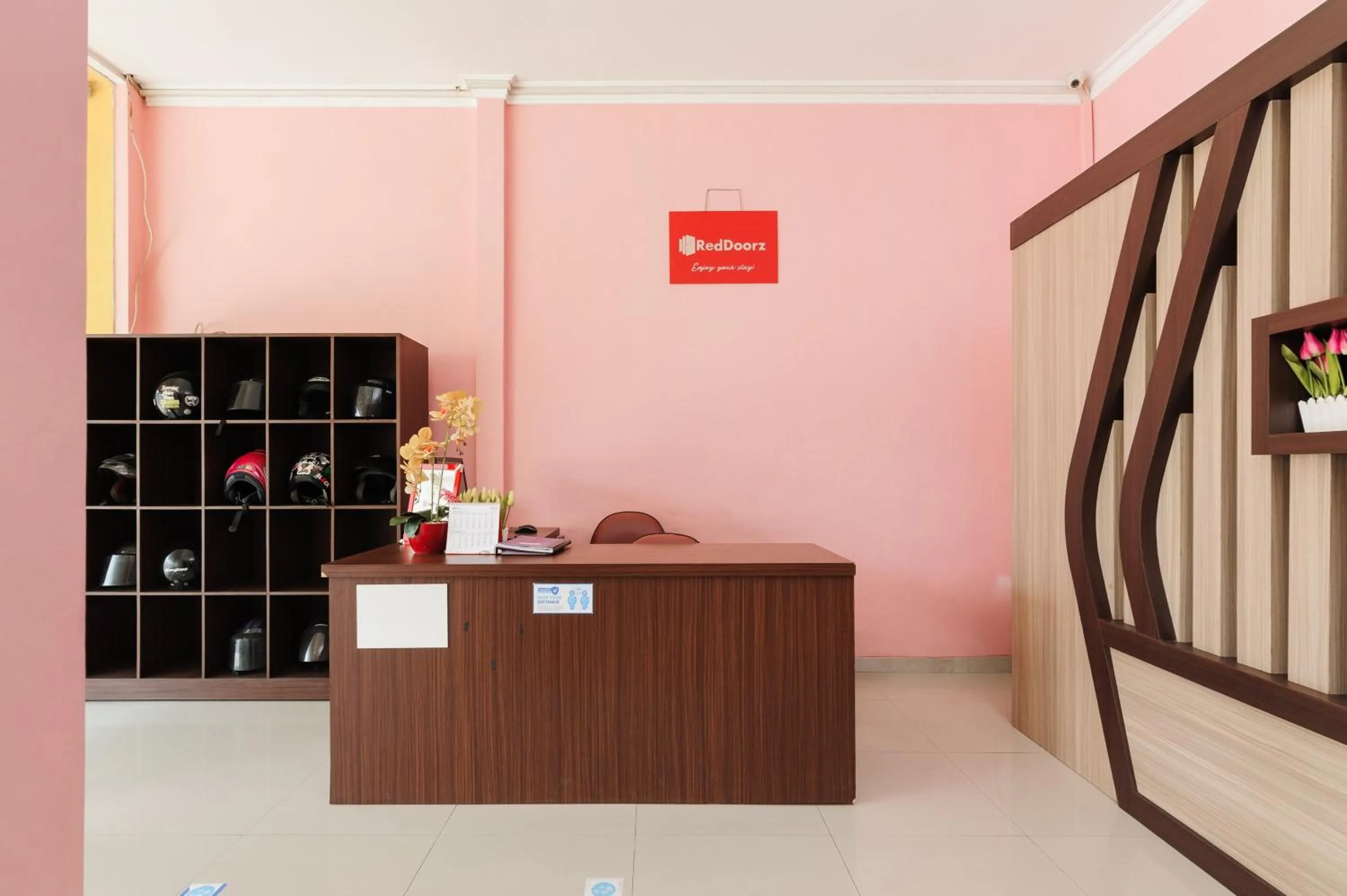 Lobby or reception in Reddoorz near Universitas Widyagama Malang 2