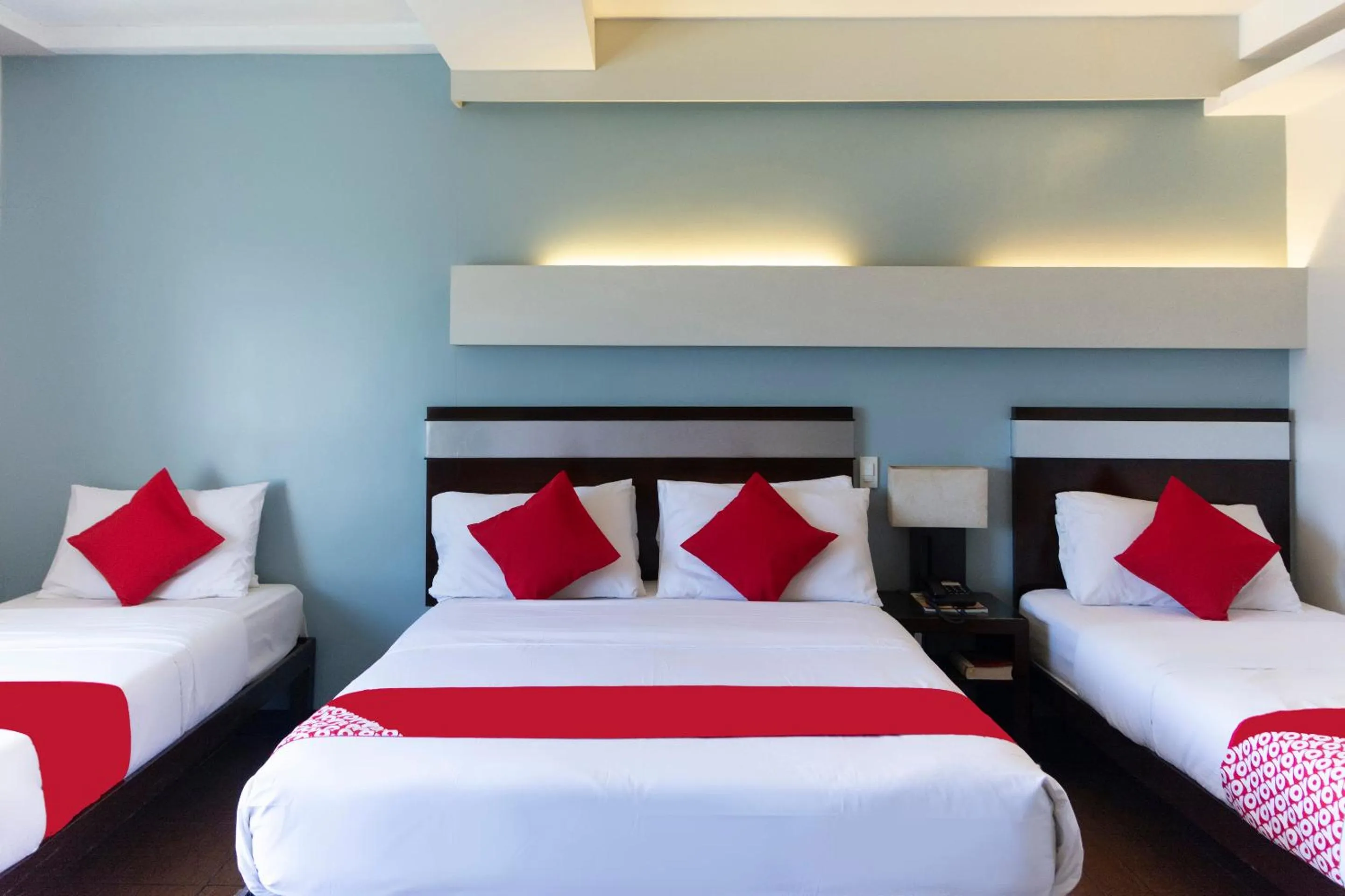 Bedroom, Bed in East View Hotel