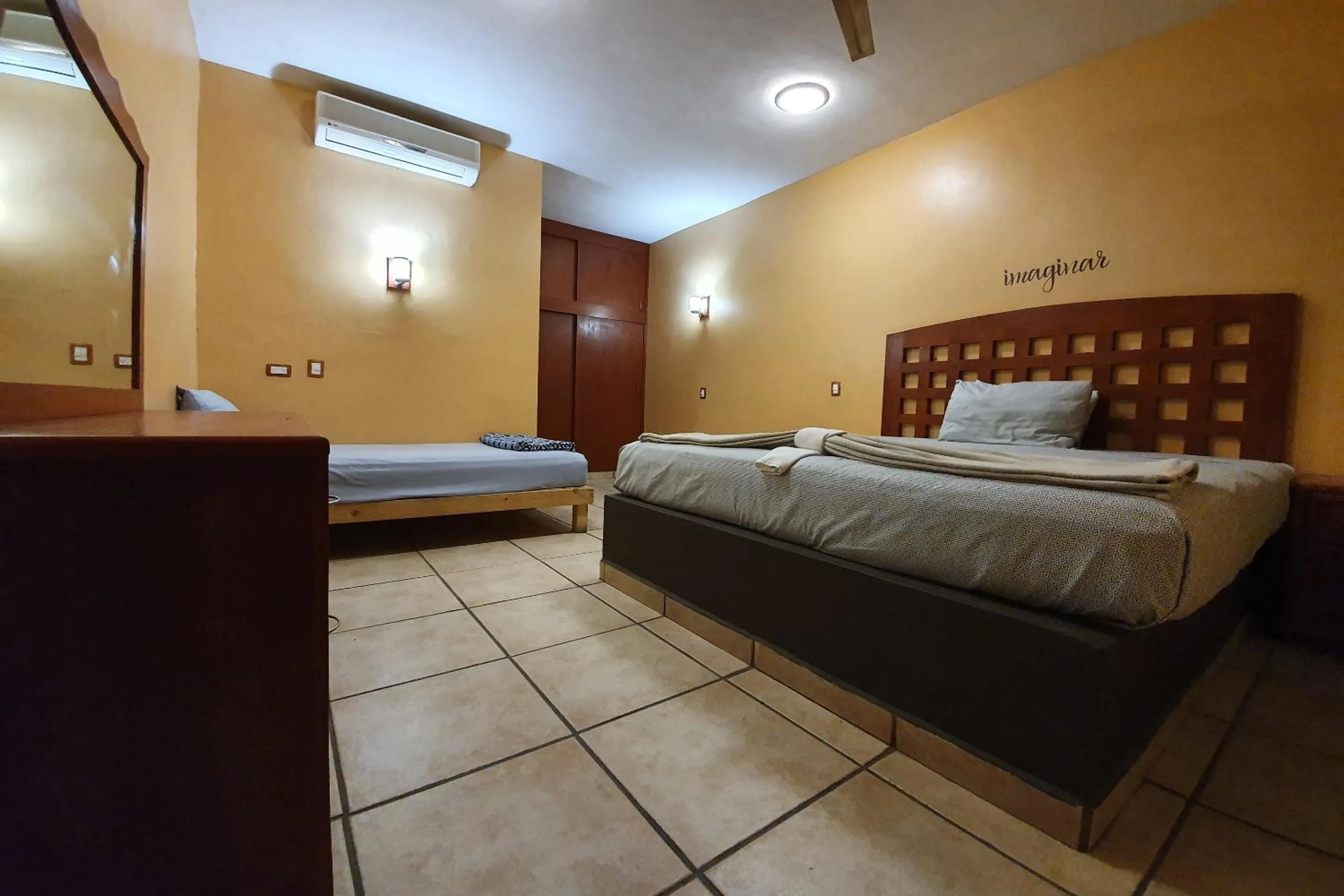 Bedroom, Bed in Hotel Colonos Los Cabos