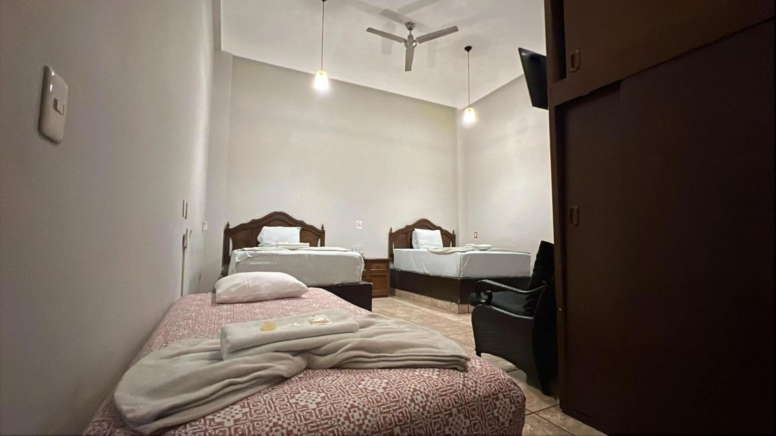 Bed in Hotel Colonos Los Cabos