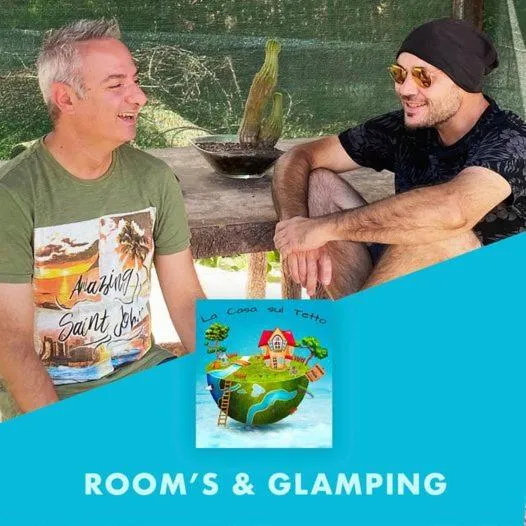 People in La casa sul tetto, Room's & Glamping