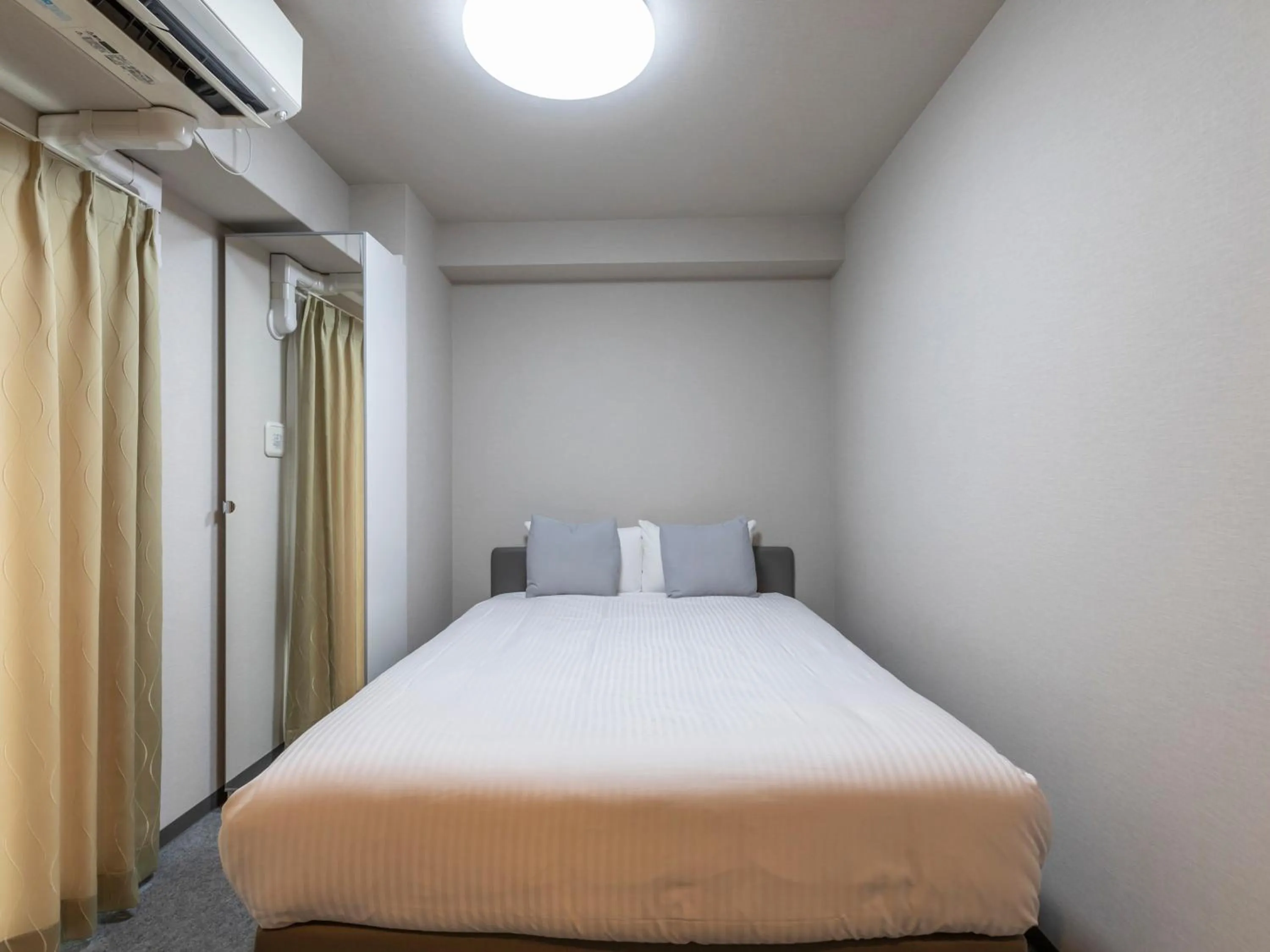 Photo of the whole room, Bed in Tabist Unihotel Midosuji Hommachi